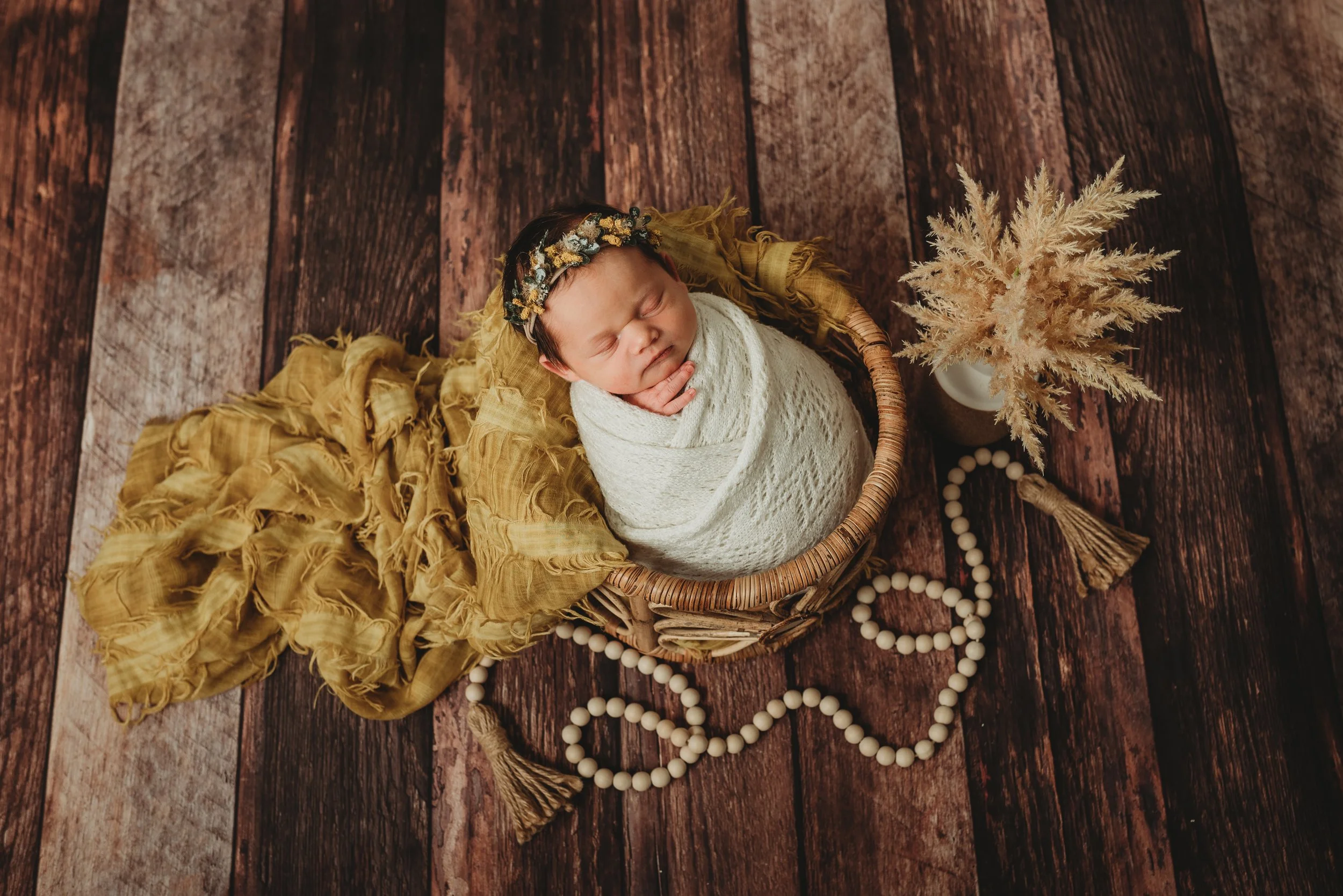 J Hull Photography Studio Pekin-Newborn Photography