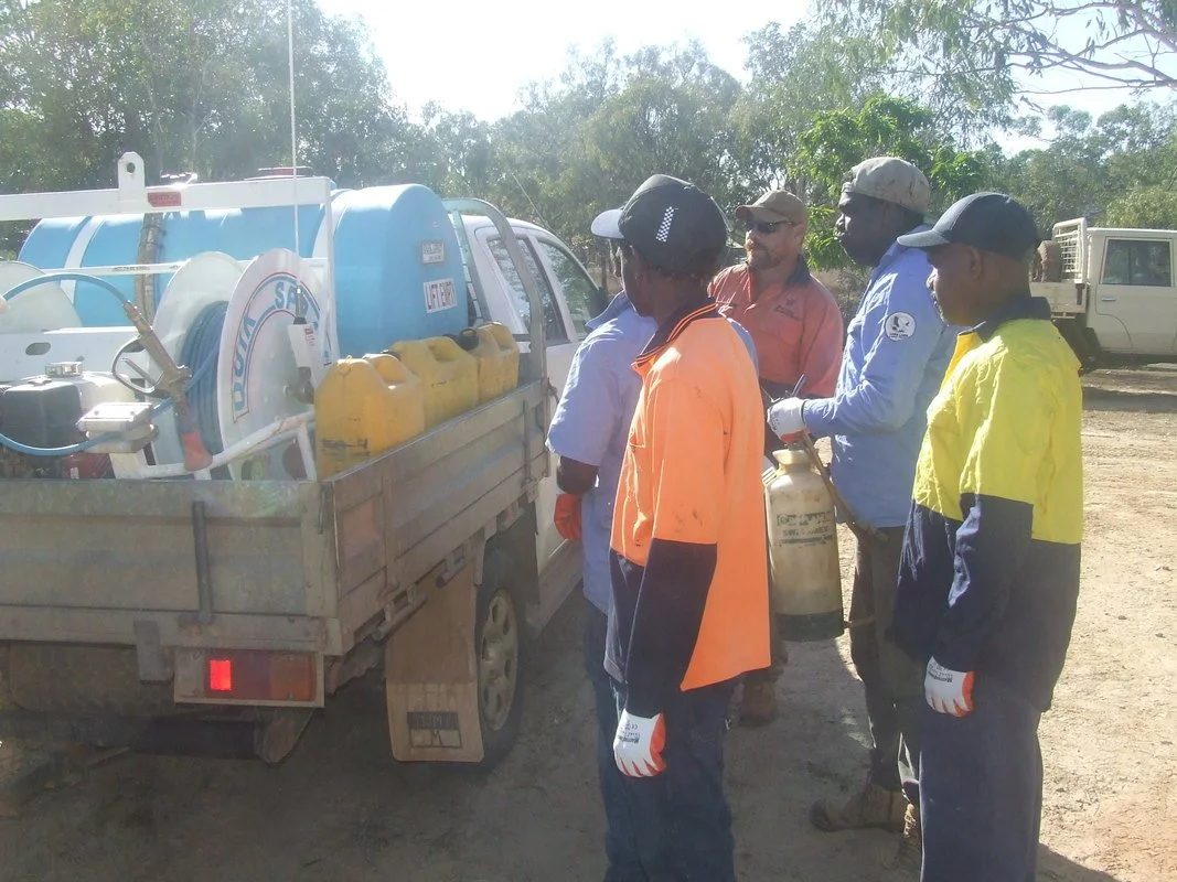 transporthandle-storechemical-l-r-glenliddy-wesleycreek-glenfrank-raydalespratt-georgekyle_orig.jpeg