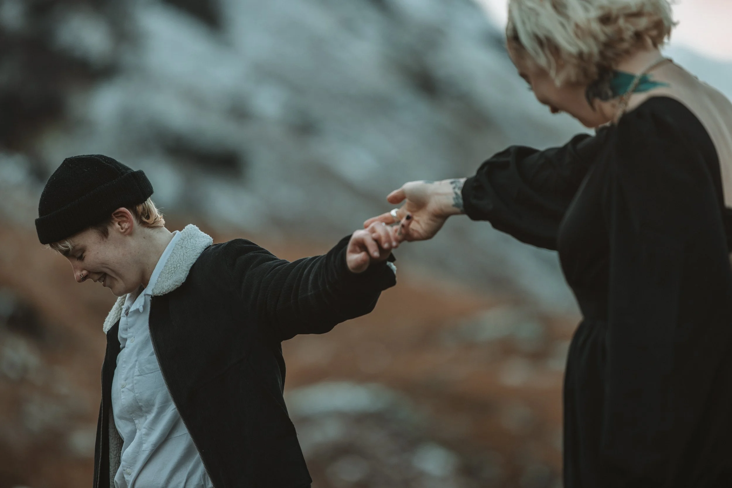 elopement in scotland couple photoshoot intimate.jpg