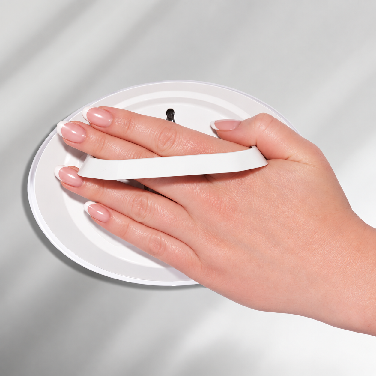 Hand Mirror.png