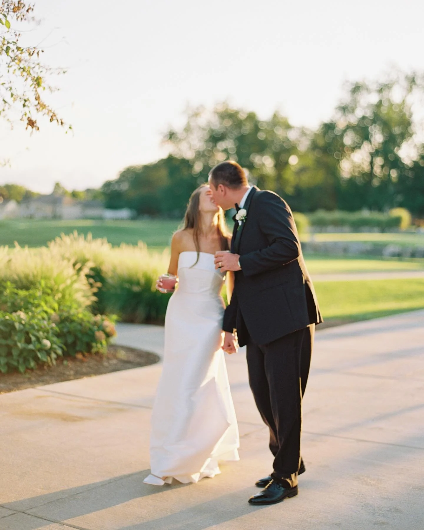 I will always be ready to run to golden hour with you at your wedding to capture film portraits like this together 💎 

120 film

second shot for @emilyfoxphoto 

@kodakprofessional #kodakportra400 #weddingsonfilm #filmweddingphotographer #michiganfi