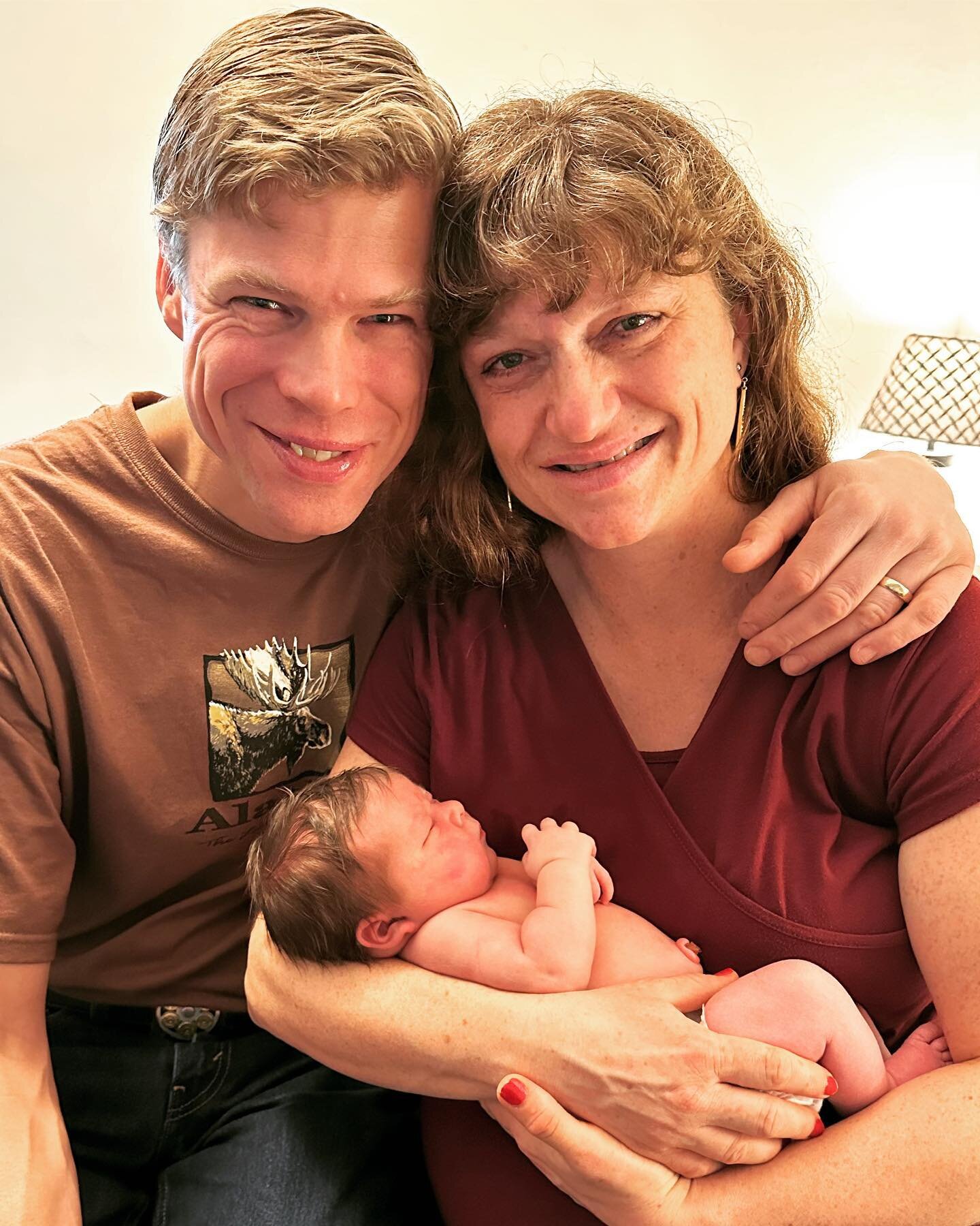 What a difference a year makes! Today marks the one year anniversary of the first baby born to ABLEMIDWIFE. Happy happy birthday sweet Heather! We feel so blessed to be able continue to serve the families we have grown to know and love for years, eve