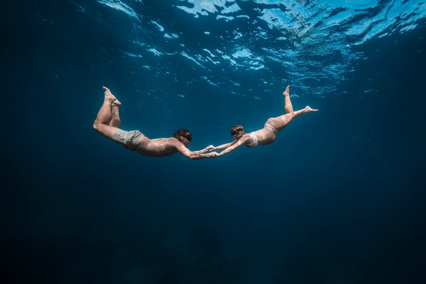 .
The wonderful Kelly &amp; Adriaan from my underwater photography retreat in Jervis Bay earlier this year 🧜&zwj;♀️🦭

We were truly blessed with the best models over the weekend and I will always be so grateful for their trust and willingness to di