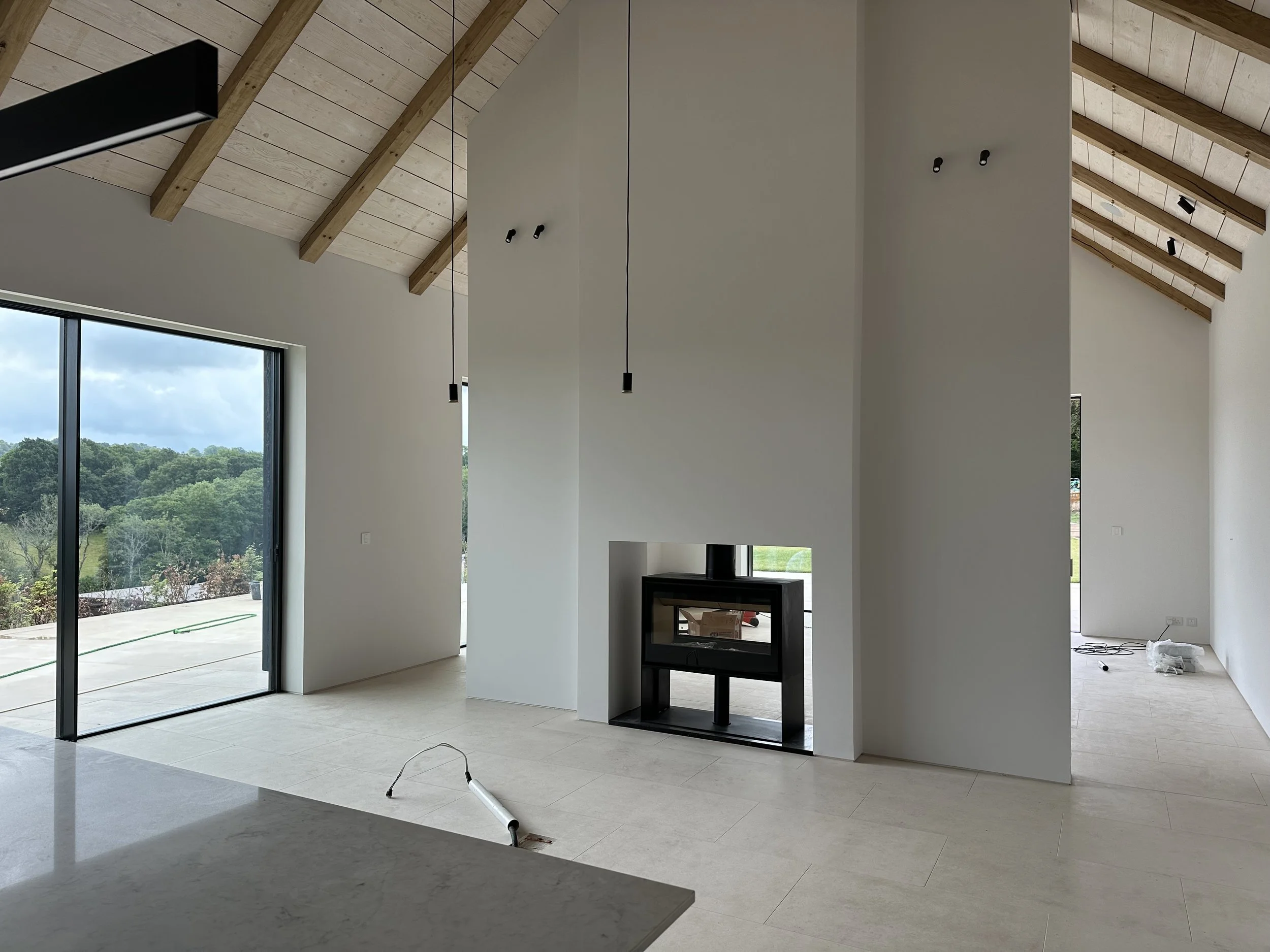 WILLIAMDEAKINS-HIGHWEALD-NEWBUILDCOUNTRYHOME03.jpeg