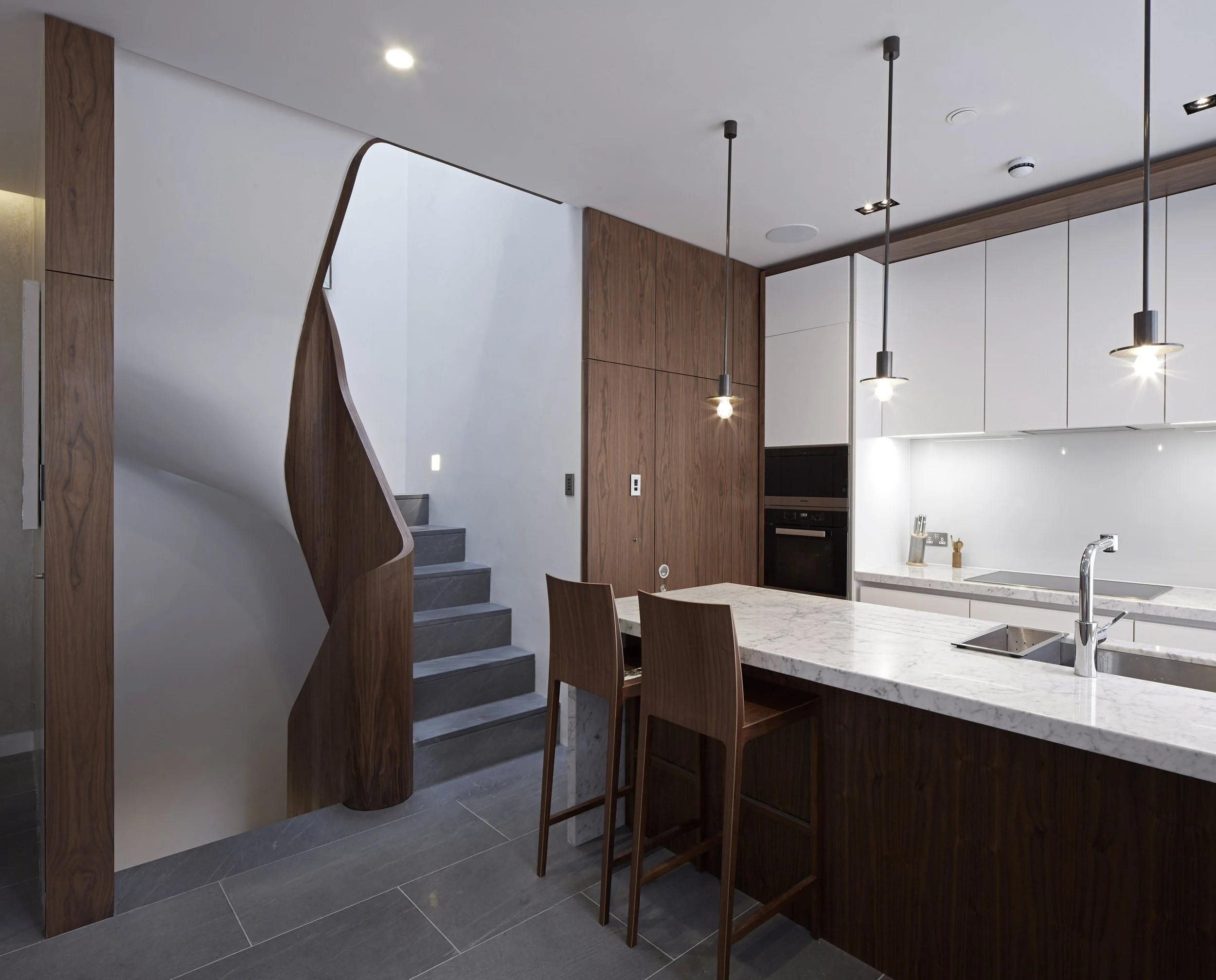 William Deakins Kensignton Mews 03.jpg