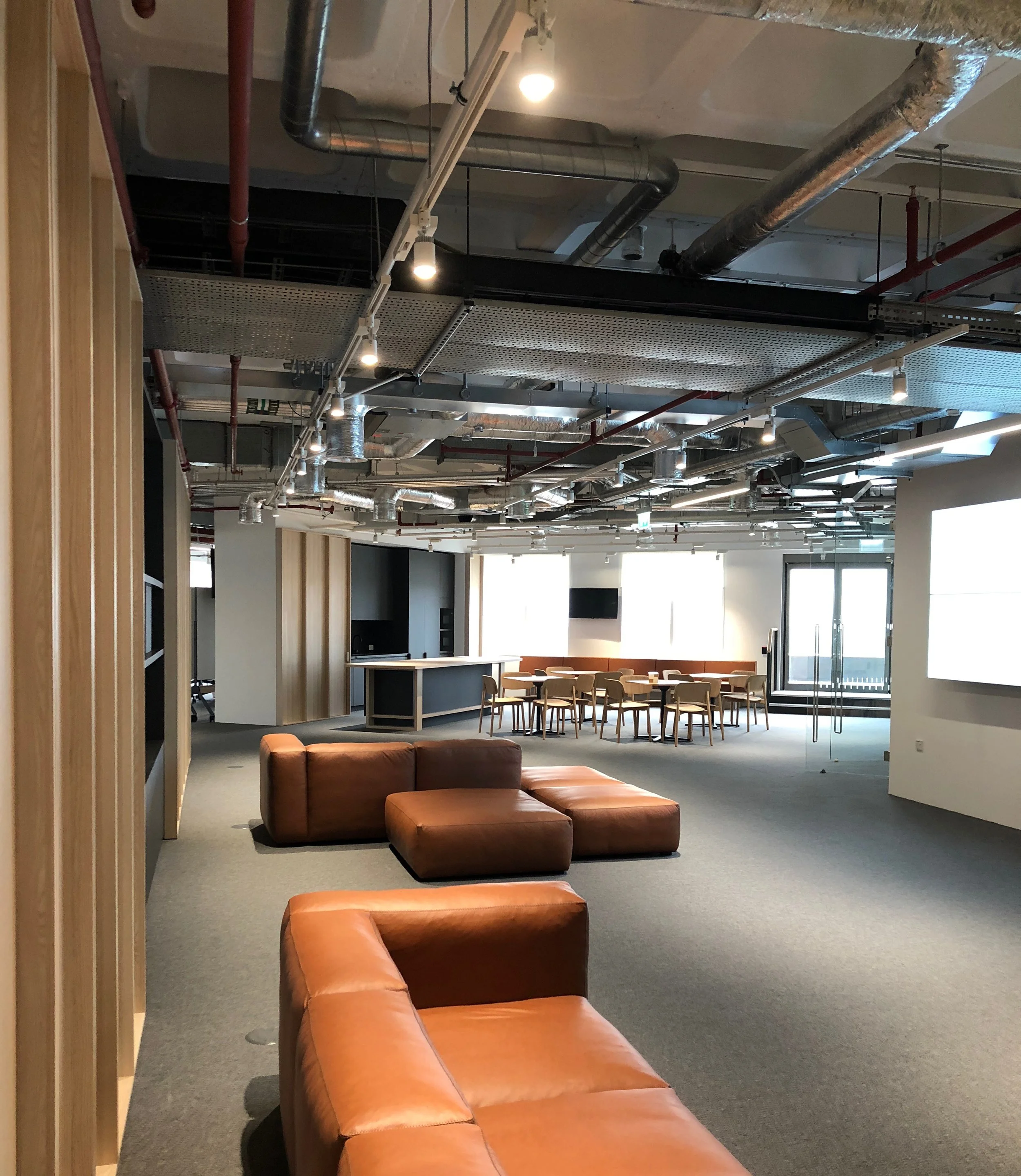 WILLIAMDEAKINS-Motive Partners 01.jpg