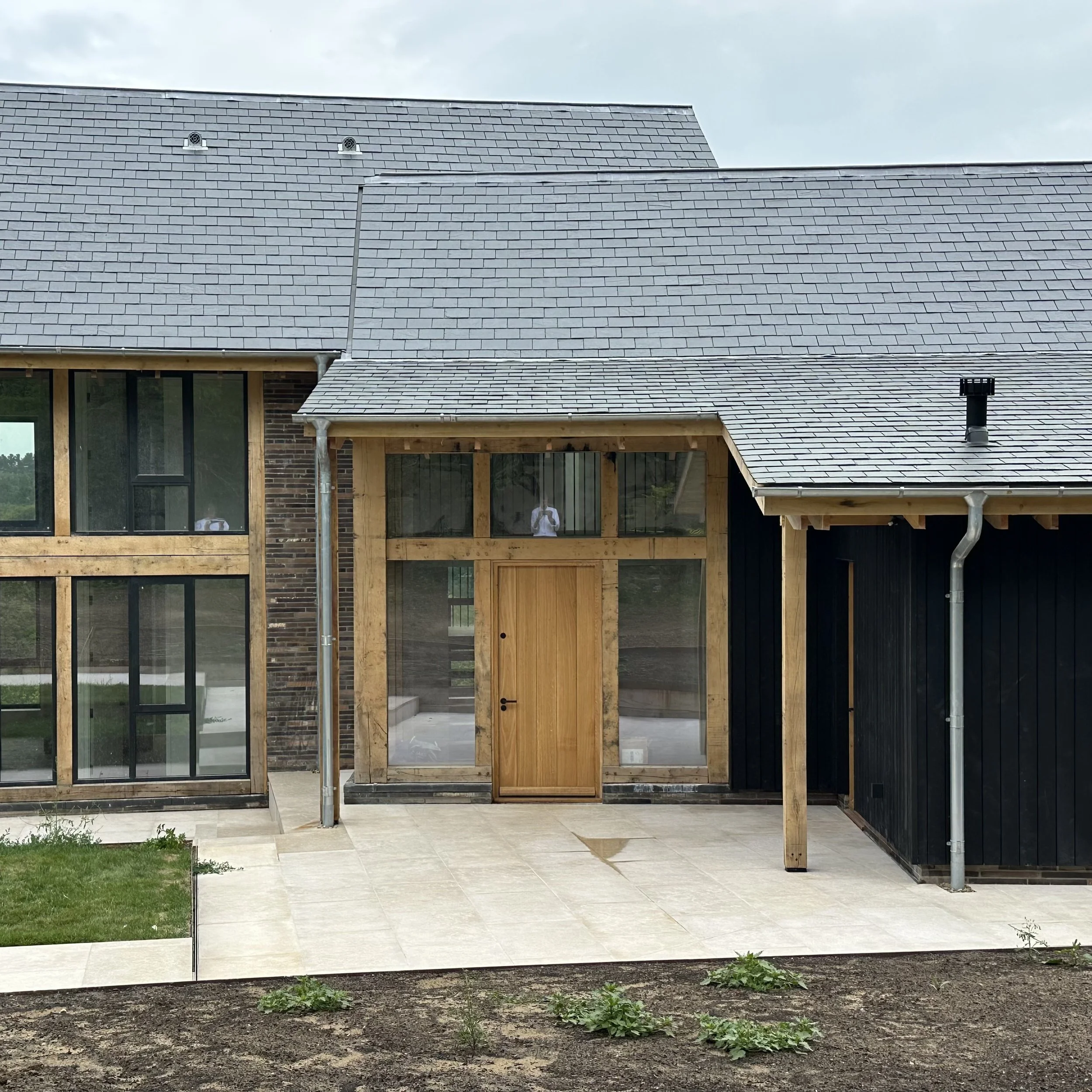 WILLIAMDEAKINS-HIGHWEALD-NEWBUILDCOUNTRYHOME02.jpeg