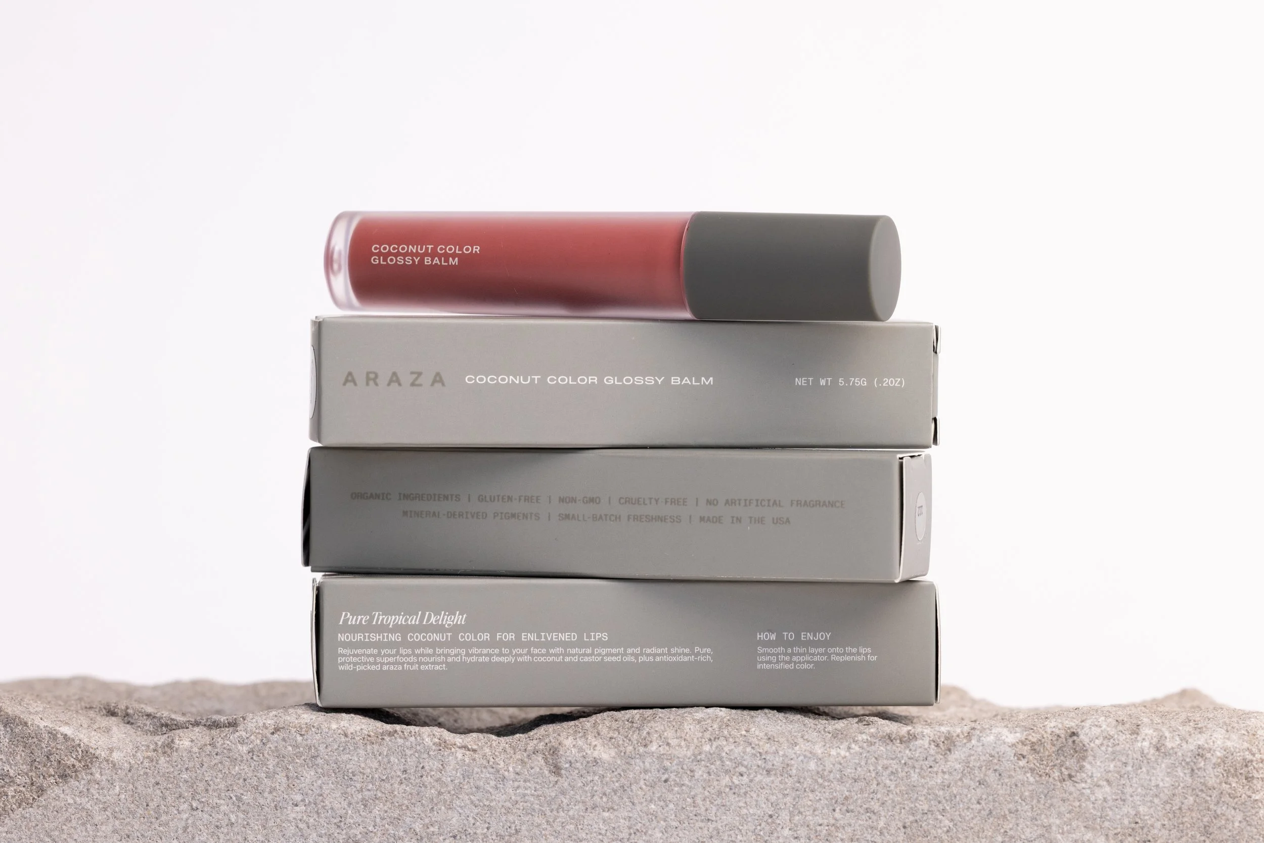 mm_photography_032026_araza portfolio page_lipgloss stacked_532A9421.jpg