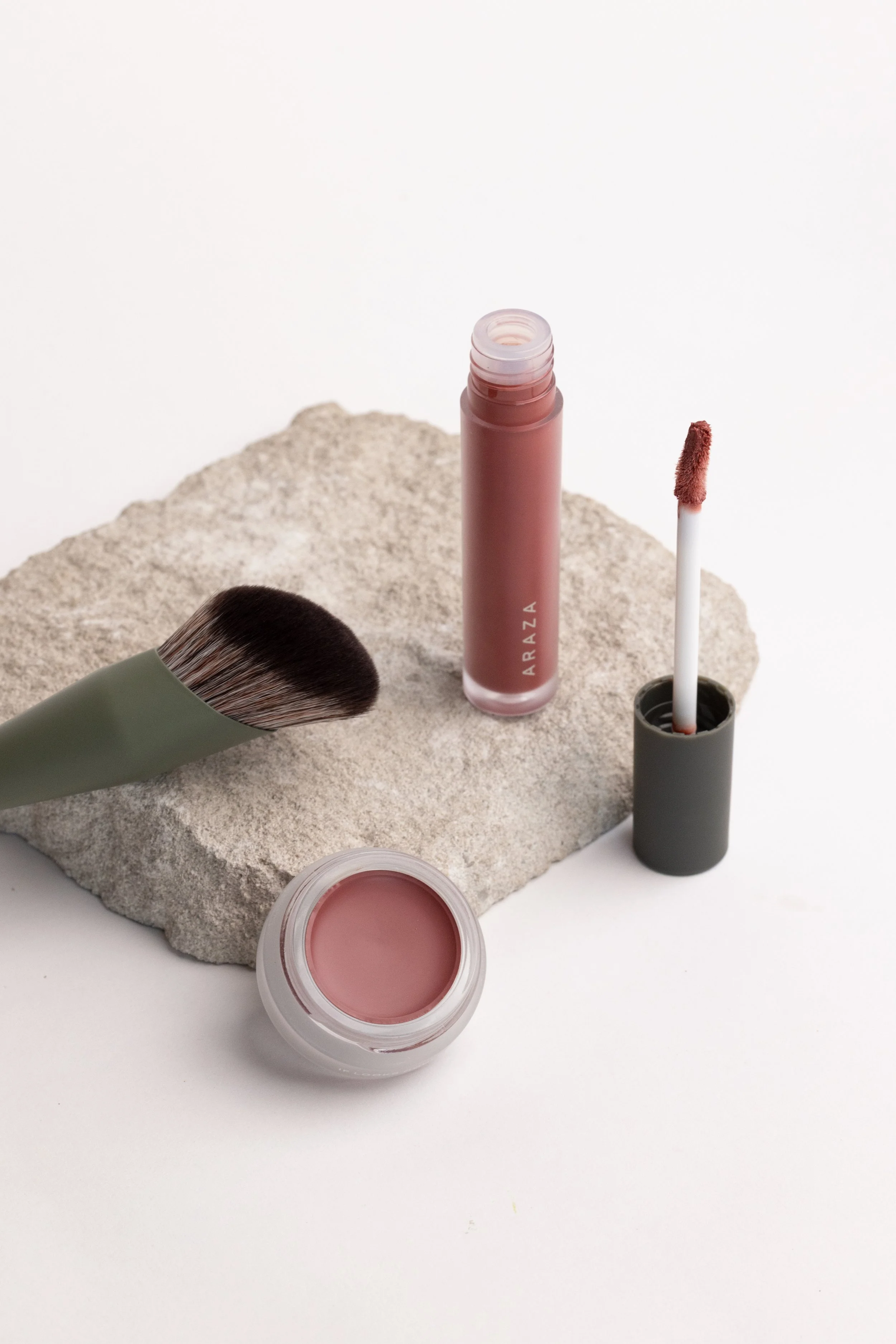 mm_photography_032026_araza portfolio page_lip gloss and mango pot_532A9451.jpg