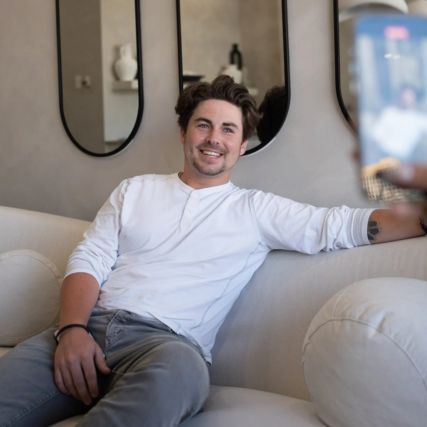 π¦·πΌ Did you know? A bright, white smile can instantly boost confidence and make lasting impressions in business and beyond.
Studies show people with whiter teeth are seen as more successful, approachable, and trustworthy.
β¨ It’s more than ju