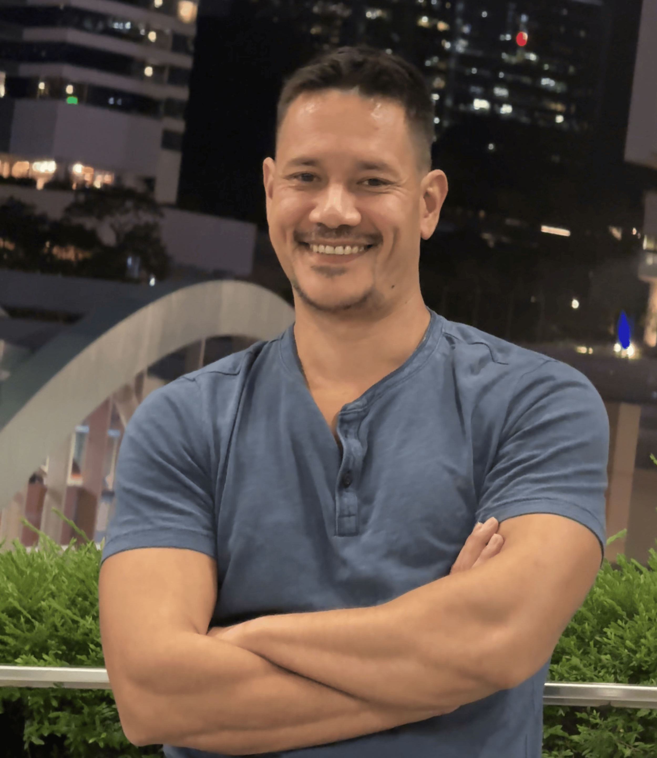 Kevin Lau, Gründer von DAGWAH, um ihm persönliche Fragen zu stellen.