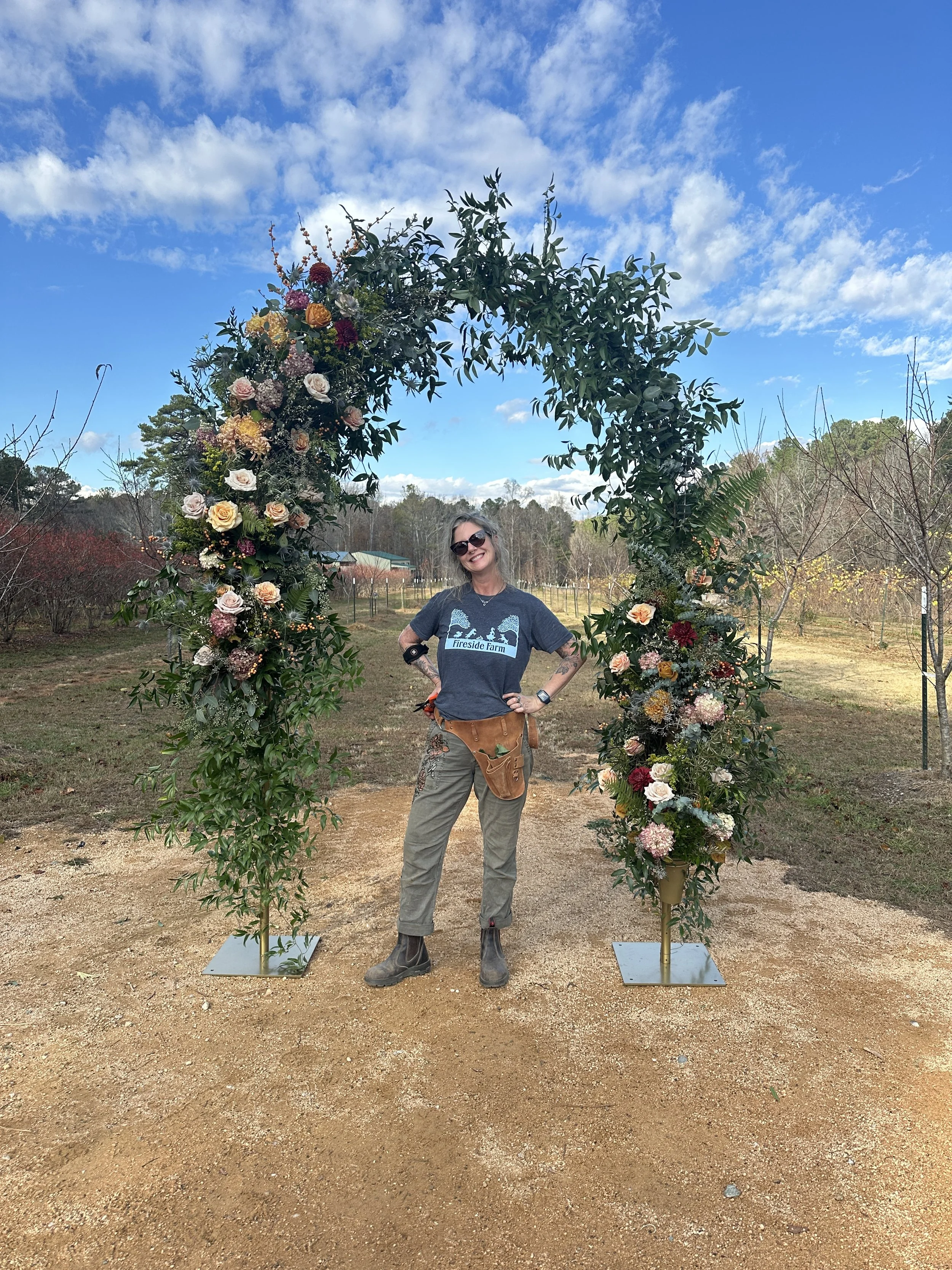 Soprano archway Honeysuckle Tea House.JPG