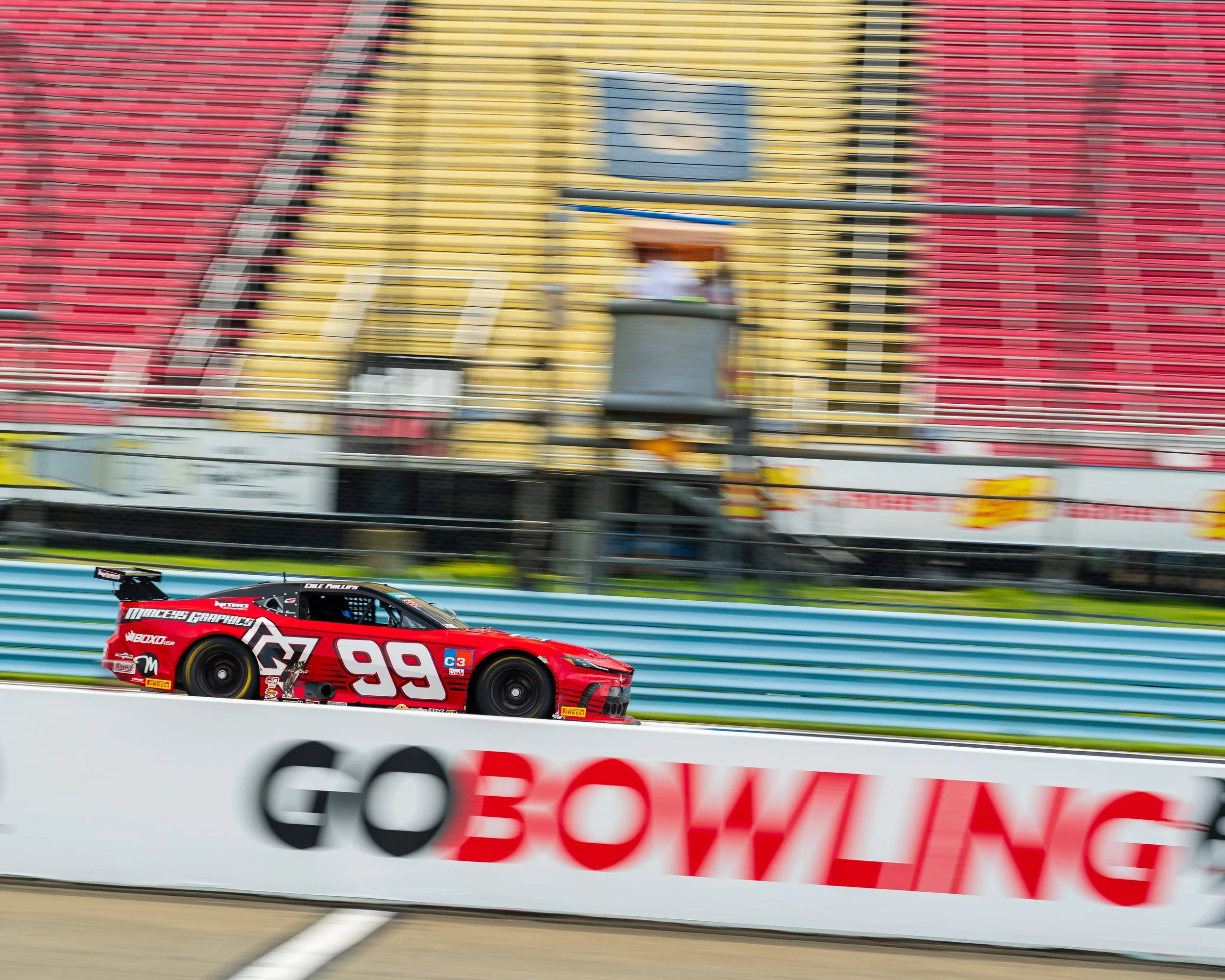 Phillips Sweeps the Glen