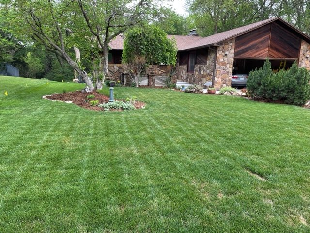 MAY 2023 YARD OF THE MONTH