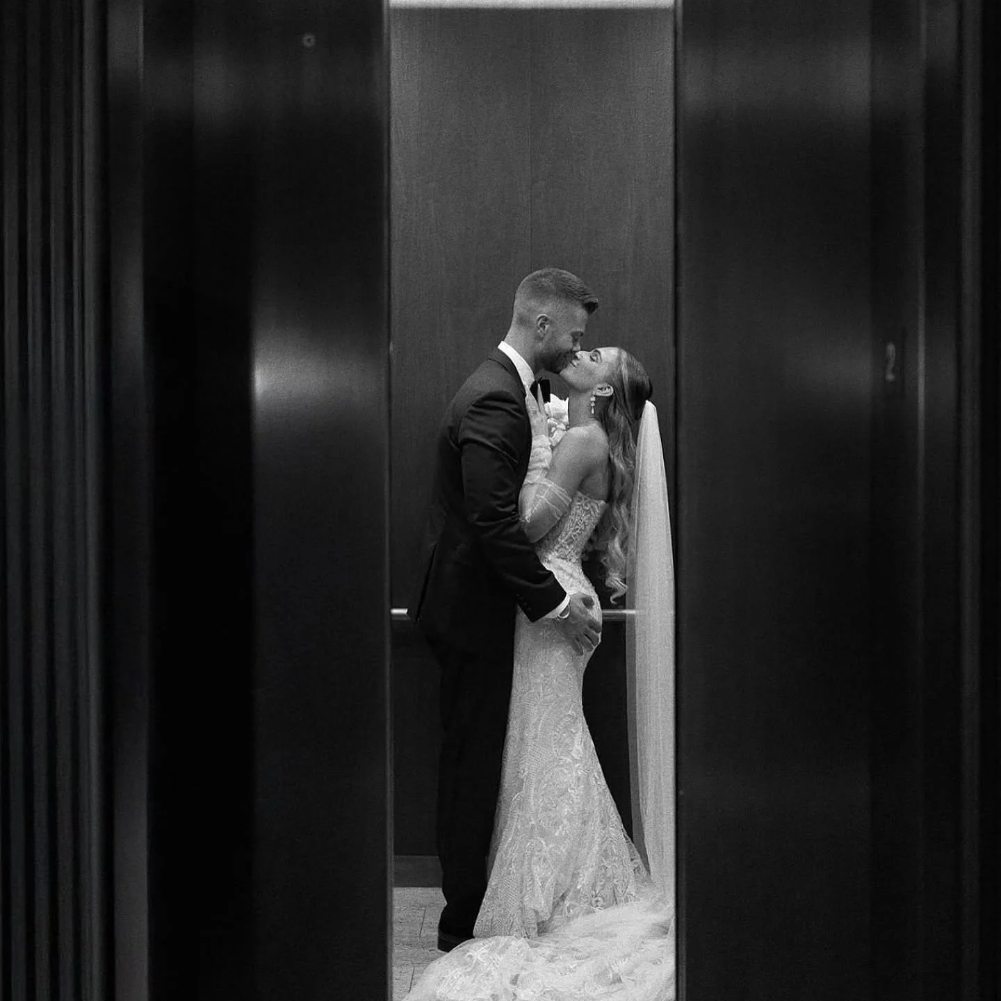 B&amp;W moments of @lindznocera and her groom are THE vibe! 🖤📸

Photographer: @alisasuephotography
Venue: @editiontampa
Dress: @pavanecouturebridal
Makeup: @glambydevyn

#beautymarkedbabes #beautymarkedbrides #beautymarked #bridalmakeup #bridalmake