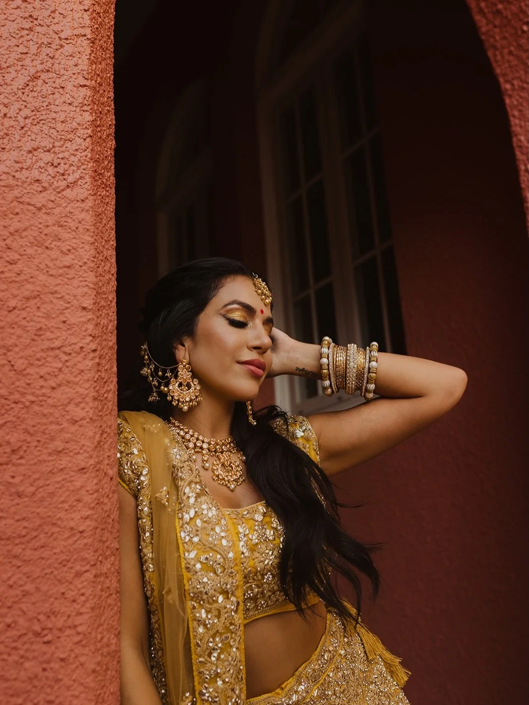 A vision in gold. 👑 We are completely obsessed with the rich tones, the flawless glam, and the absolute BOSS energy of this bridal look. 

Which photo from this set is your favorite? Let us know in the comments! 👇

Photography | @brittanymelissa.ph