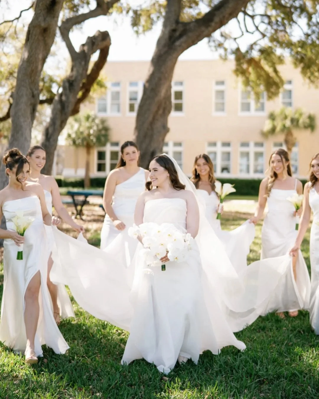 For Grace&rsquo;s downtown Tampa wedding, we created cohesive, elegant glam for the entire bridal party that perfectly complemented their stunning white @birdygrey gowns. But the real showstopper? Our beautiful bride, radiating pure joy in her @saint