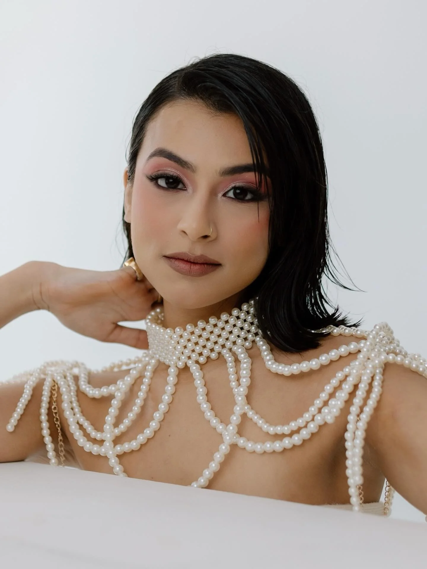 From soft glam to bold editorial - there&rsquo;s no one way to do beauty.
It&rsquo;s all about finding what feels right for you and the moment🤍

Styled Shoot Creator: @crystaljosephbeauty 
Photographer: @brittanymelissa.photo 
HMU: @beautymarkedfl 
