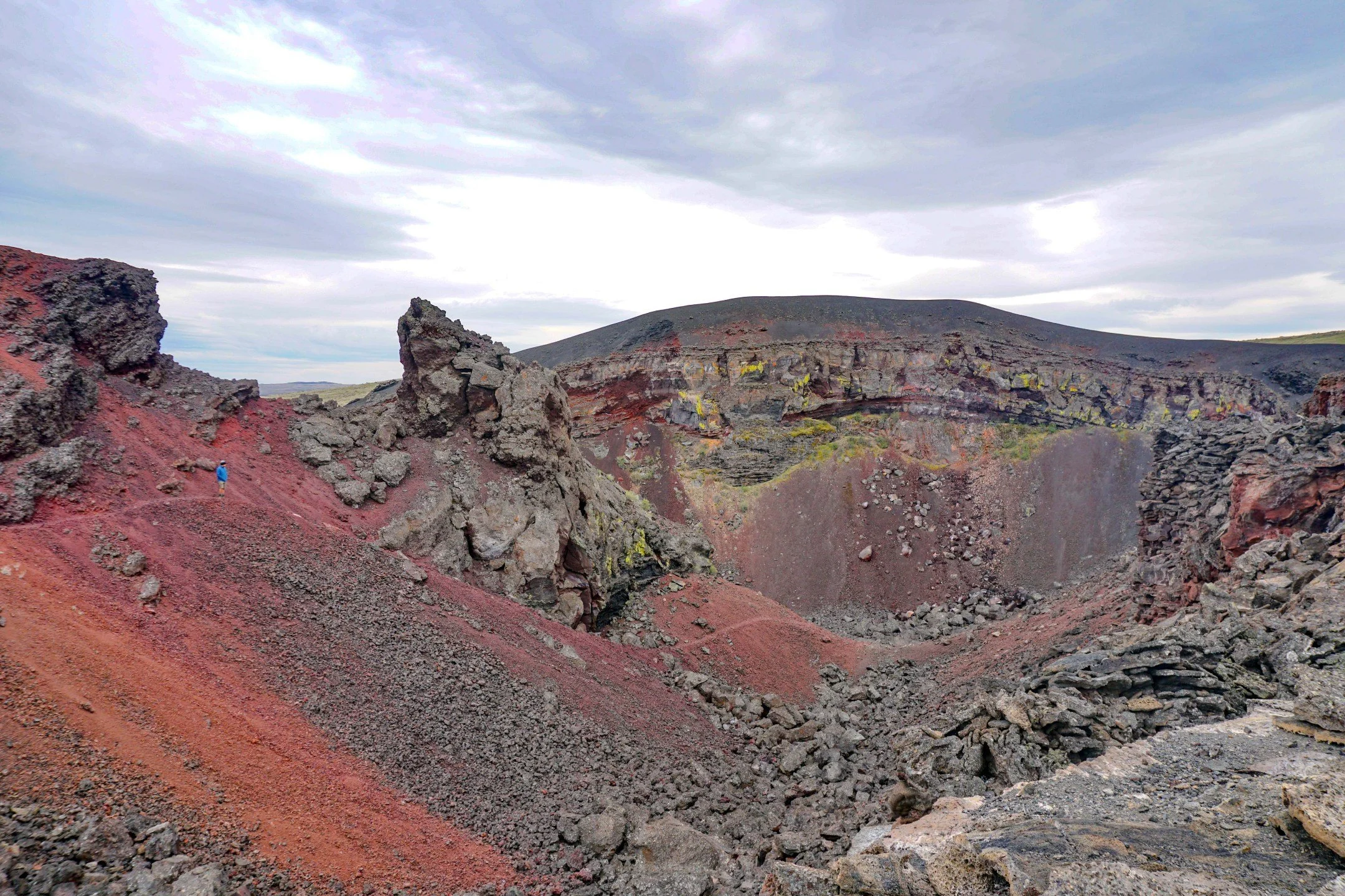 Aaron hikes into coffeepot crater