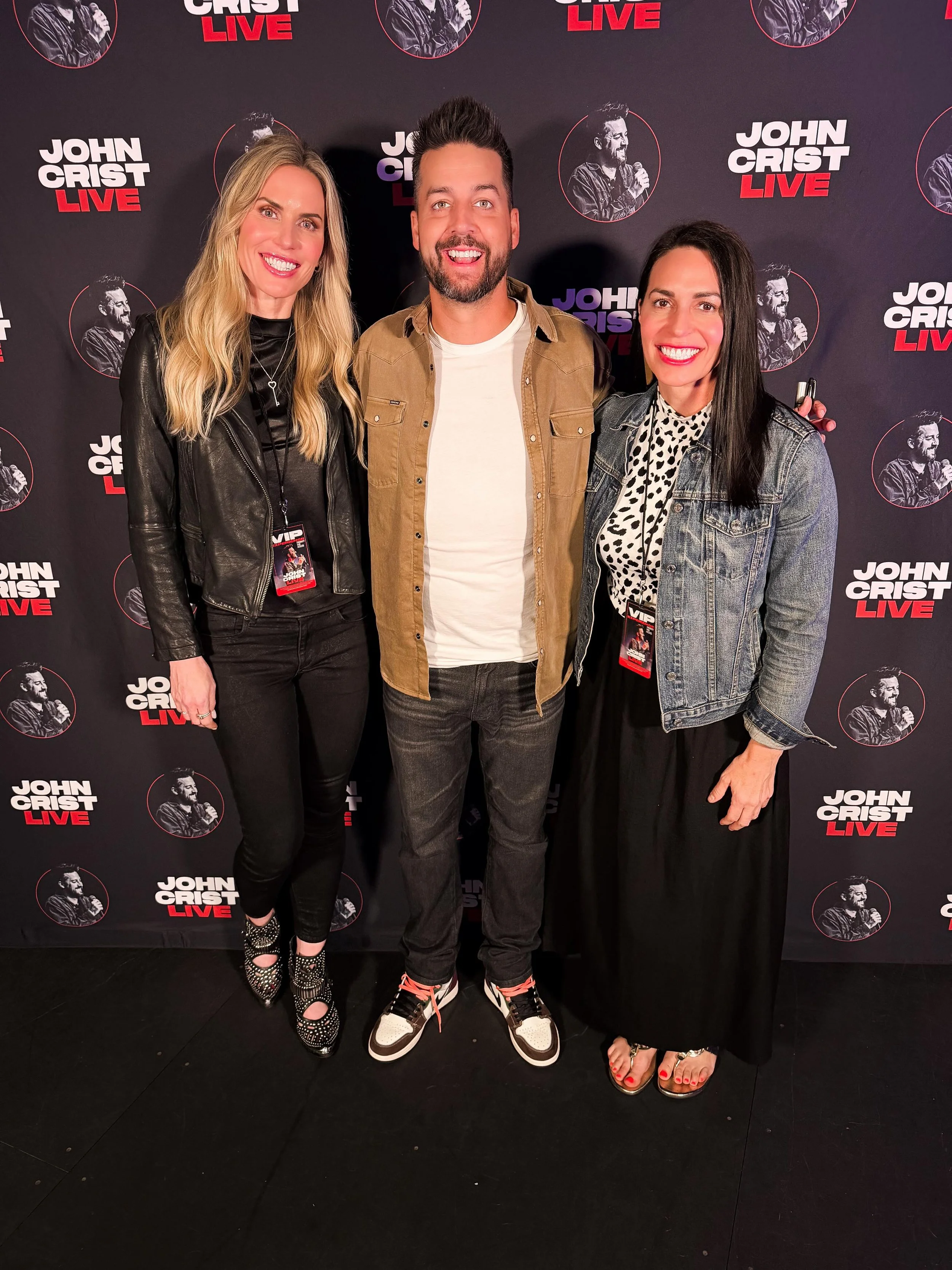 Last night was SO much fun. @johnbcrist had us laughing nonstop.

One thing I really appreciate is that he proves you don&rsquo;t have to be raunchy to be funny. 

And somehow&hellip; I randomly entered to meet him after the show and actually WON. 😂
