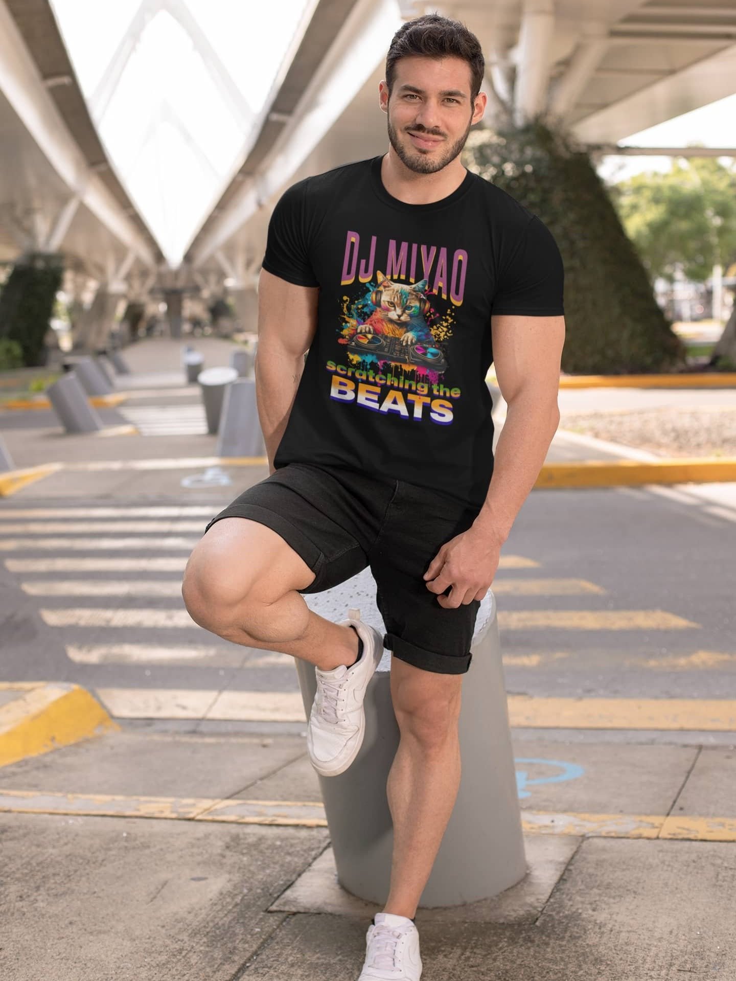 Men's Scratching The Beats T-Shirt