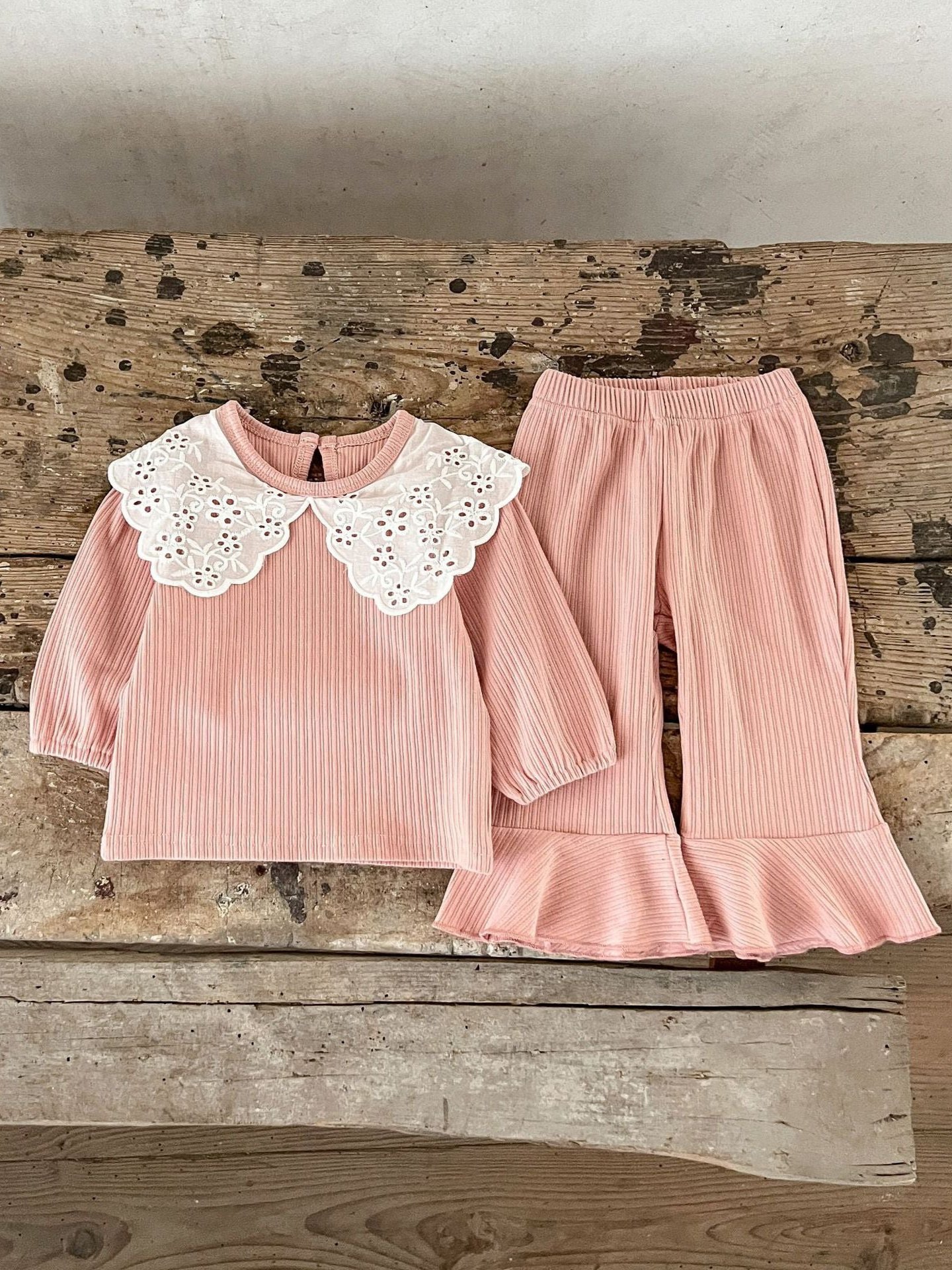 Girl's Hollow-Out Top and Flared Pants