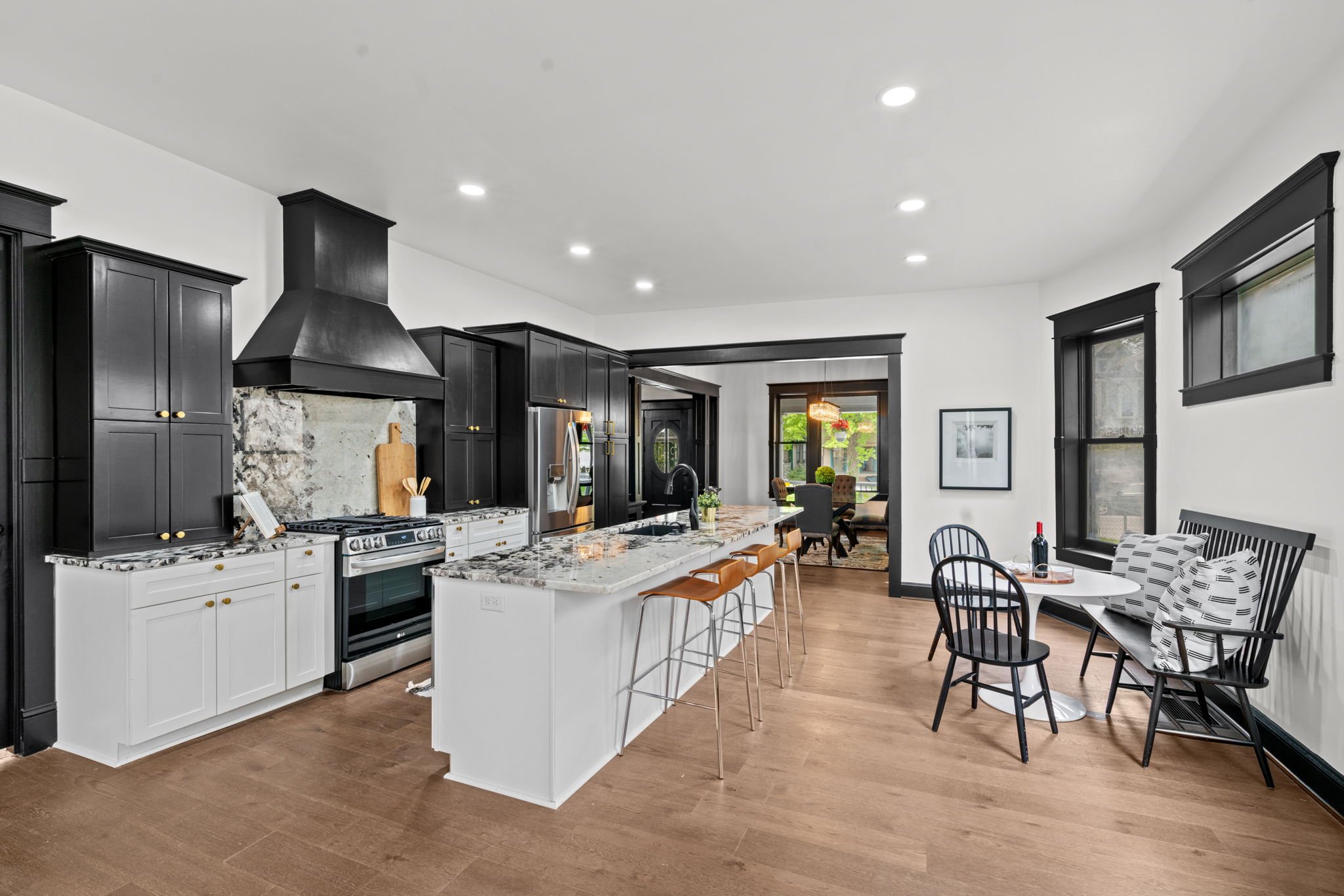 Premier is a real estate media company based in Indianapolis, Indiana that offers professional real estate photography, aerial real estate photography, 3D virtual tours Indianapolis, twilight real estate photography, and Social Media Real Estate Vide