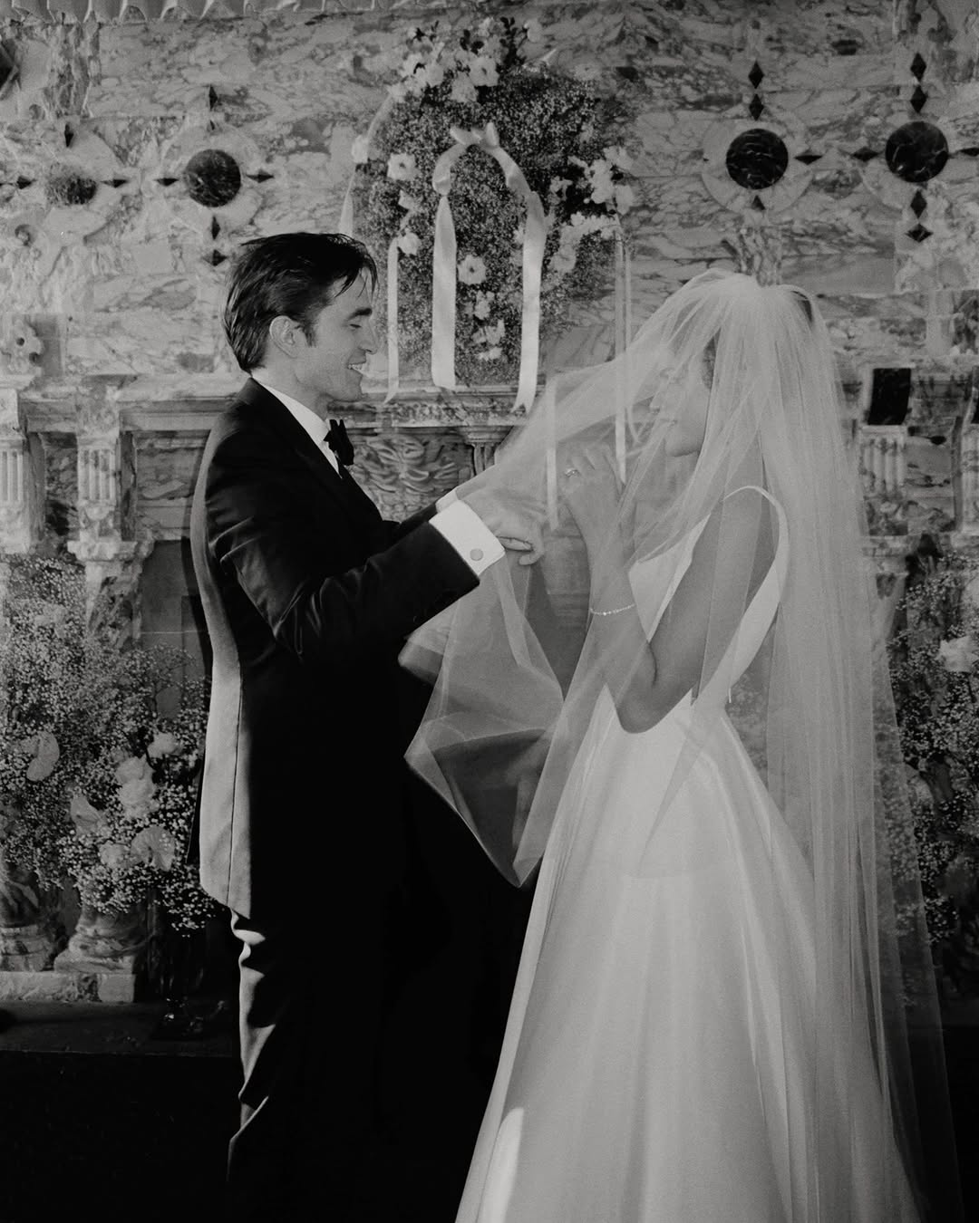 The Jenny Yoo Bridal Lawrence Gown stocked at Halo & Wren Bridal Ltd. The Lawrence scoop neck bridal gown blends an effortlessly cool feeling with classic bridal details. The squared off scoop neckline flatters the collarbone and décolletage, and the