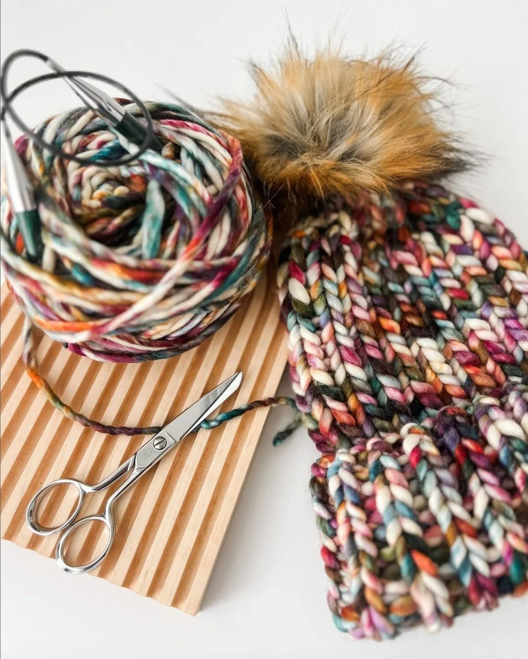 The Valley Made Holiday Markets provide a great opportunity to shop unique, handmade gifts! Join us for our first holiday markets of the season on Saturday, Nov. 15th and Sunday, Nov. 16th! 

Featured Makers: 
@dragonlanefiberstudios
@midlifeskin
@de