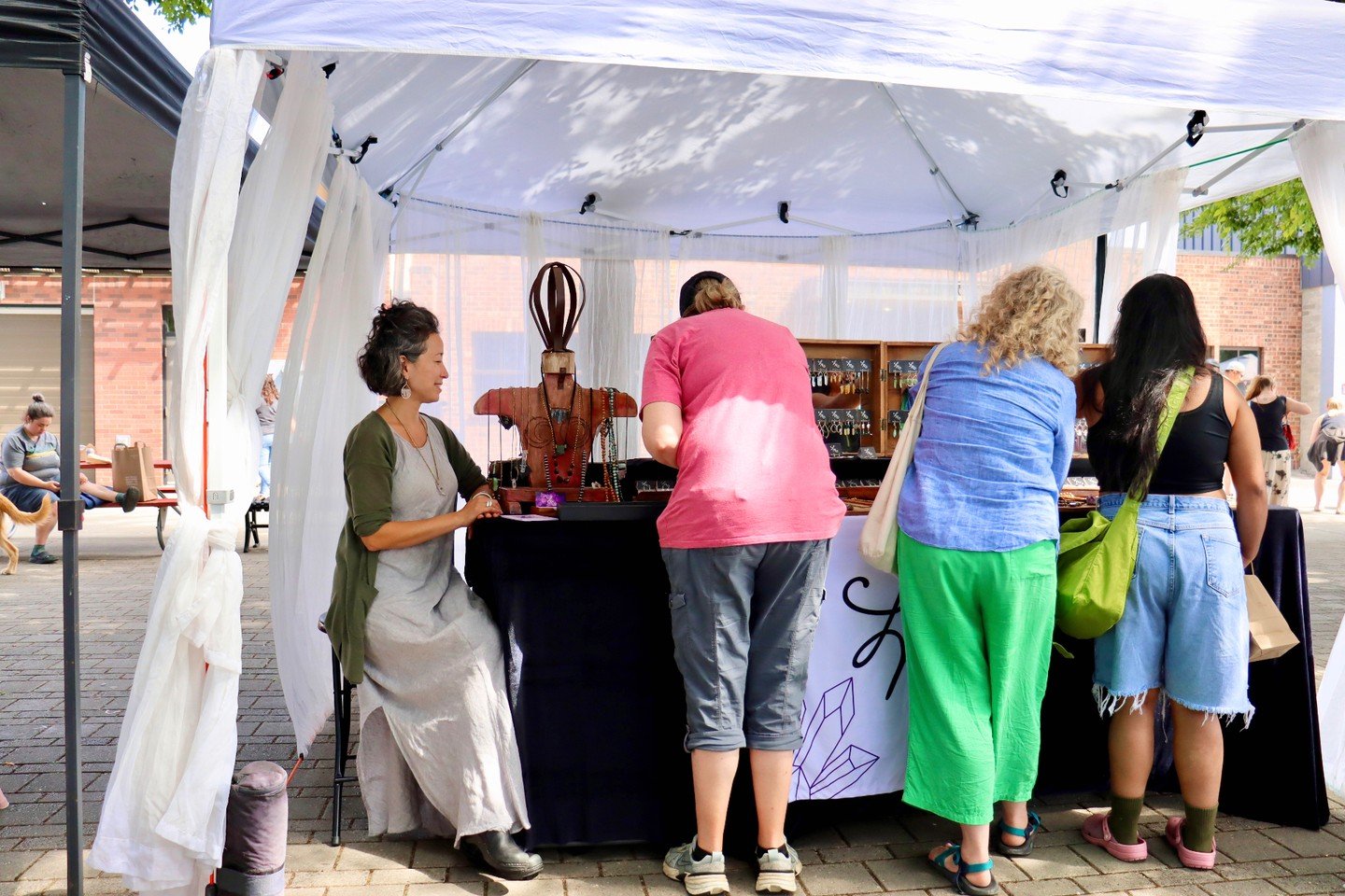 This Sunday✨ our Maker Application + Scholarship Application go live! If you&rsquo;ve been dreaming of vending at Valley Made Market, this is your sign. Applications will be open through the end of Feb. We can't wait to see you apply!