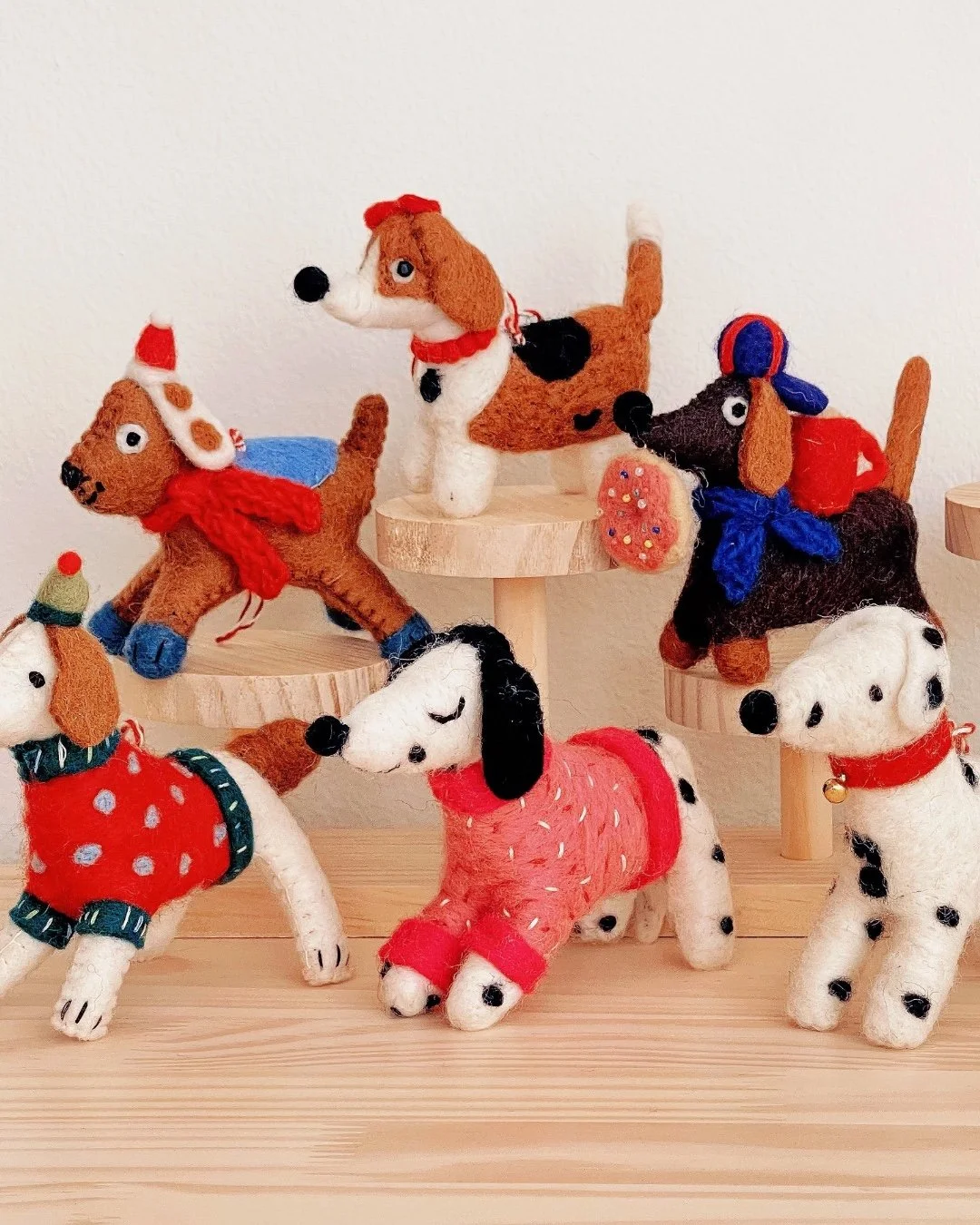 Unique kid goodies abound at Valley Made this Sunday! Stash gifts for the holidays or grab a back to school treat for your favorite kiddo. Check out this months offerings from:
@woolfoo_studio
@creative_cubs_sensoryplay
@made_by_mandak