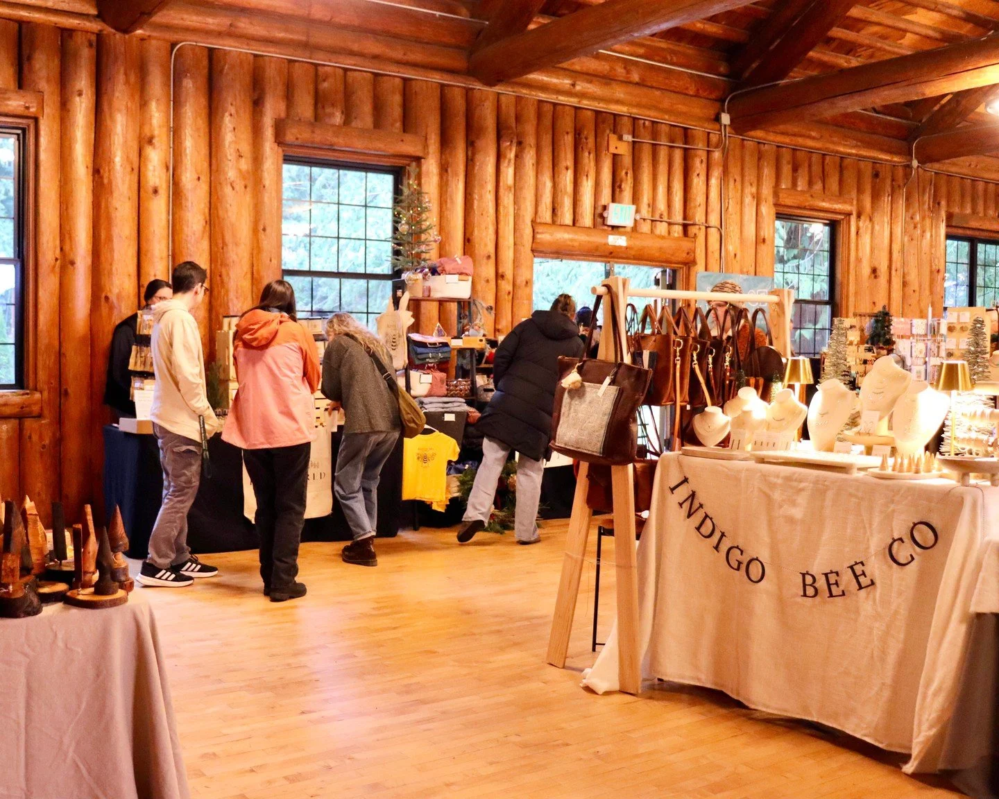 Fall is officially here and we cannot wait to gather under the cozy glow of the Hillcrest Lodge with everyone again. Our first holiday shopping event of the season is happening Sat, Nov 14 &amp; Sun, Nov 15 from 10am-4pm. See you there!🍂