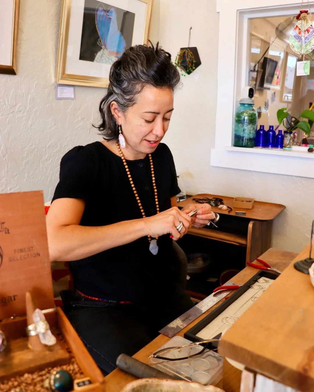 Every item you find at Valley Made Market starts with a spark of an idea💡

From there, it might become a sketch, a brainstorm session, a rough draft, or a prototype. Eventually, it becomes a finished piece ready to find its way to you.

This market 