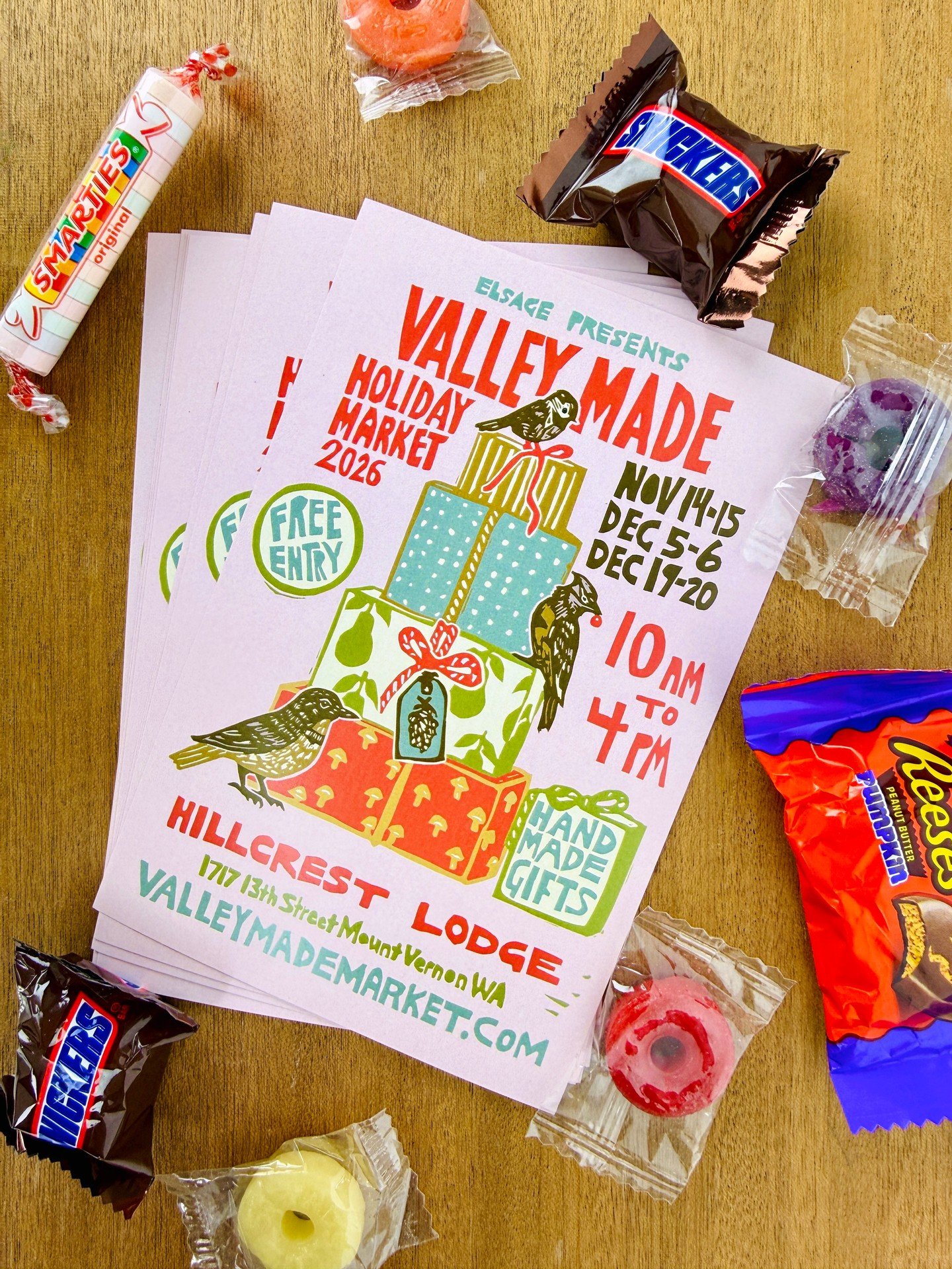 Tonight is Trick-Or-Treat on 1st St in Downtown Mount Vernon! Stop by @elsageshop from 4-6pm in your best costume for some free candy, and to grab a Valley Made Holiday Market flyer to stick your fridge. See you there!🍬