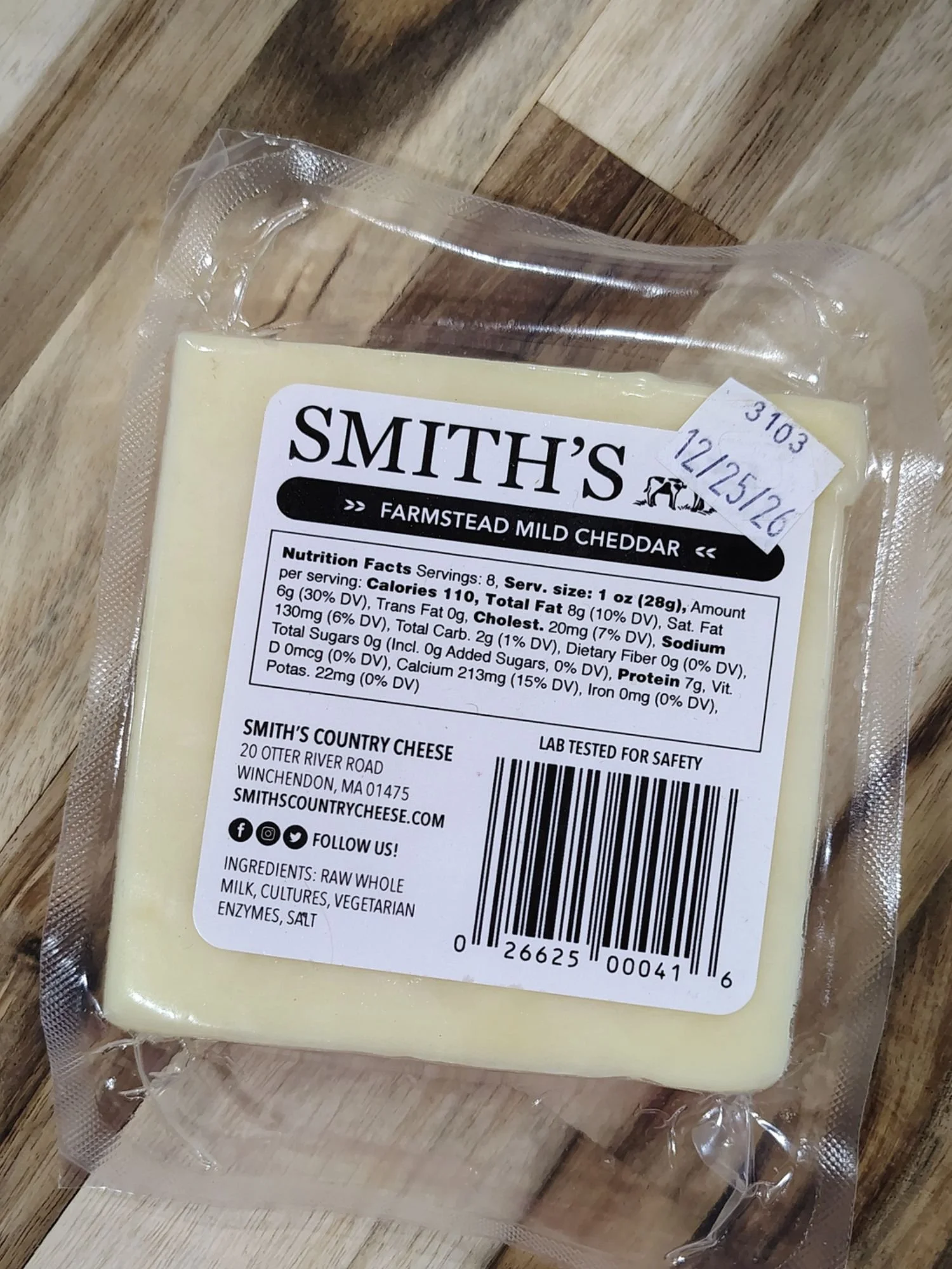 raw milk mild cheddar cheese details.jpg