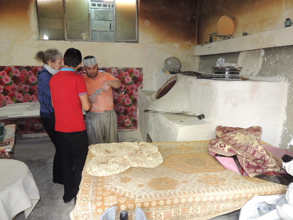 Rania tradtional bread making.png