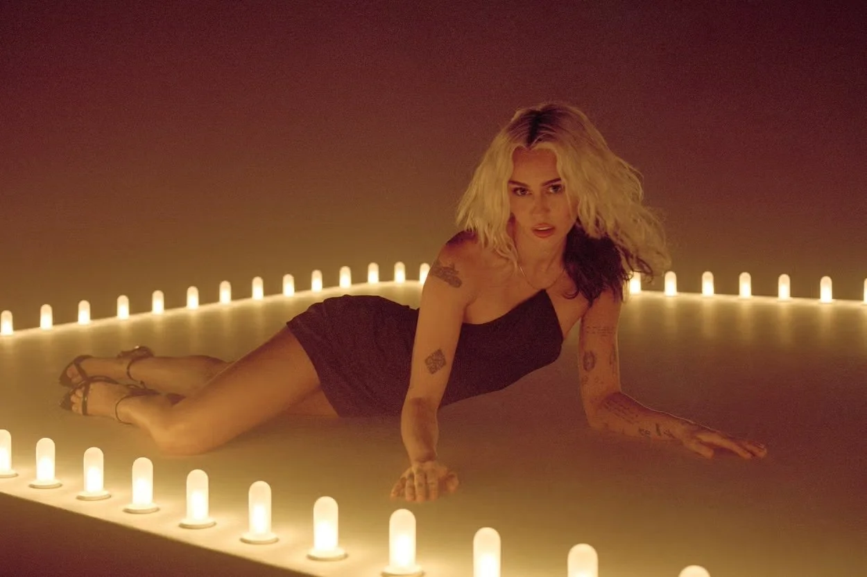 WIDE USE - MILEY C22071-2-4_5 HIGH RES.jpeg