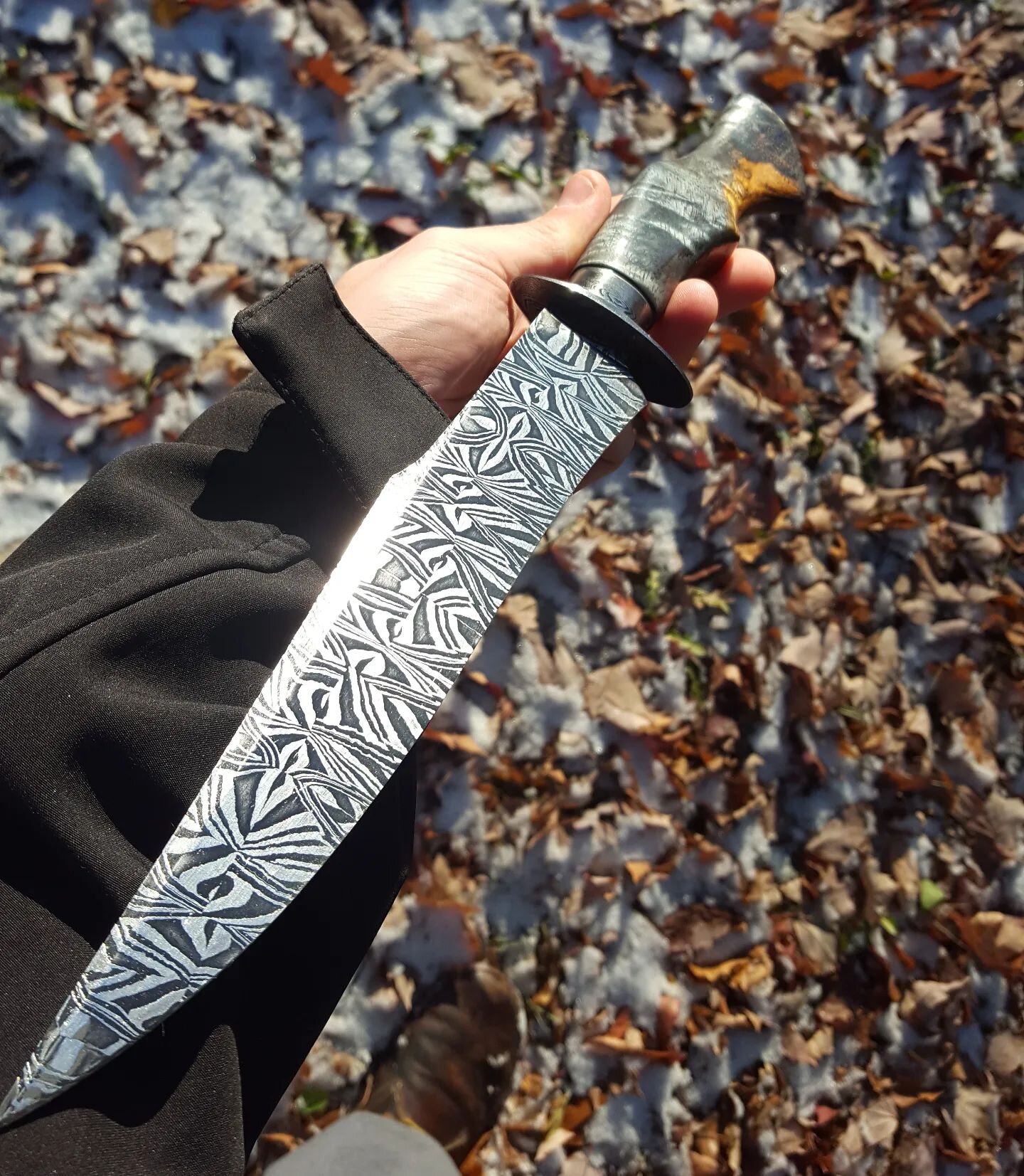 2016 Throwback to my first mosaic. I've gotta find a way to get all my old work up in an album to share. 

It's just fun seeing how things have gone over the years.

#bladesmith #knifemaking #metalart #timeflys #mosaics #randomhashtags