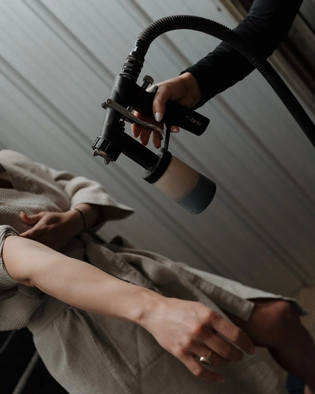 Just a few days left to book your spray tan before the holidays. ✨

Walk into any room glowing with confidence and feeling like the best version of yourself with a Skinhouse Spray Tan.

#TheSkinhouse #Holidayglow #Spraytan #ColumbiaSC