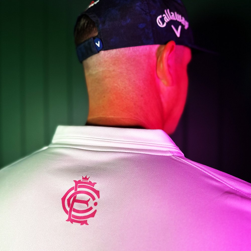 white_photo_back.jpg