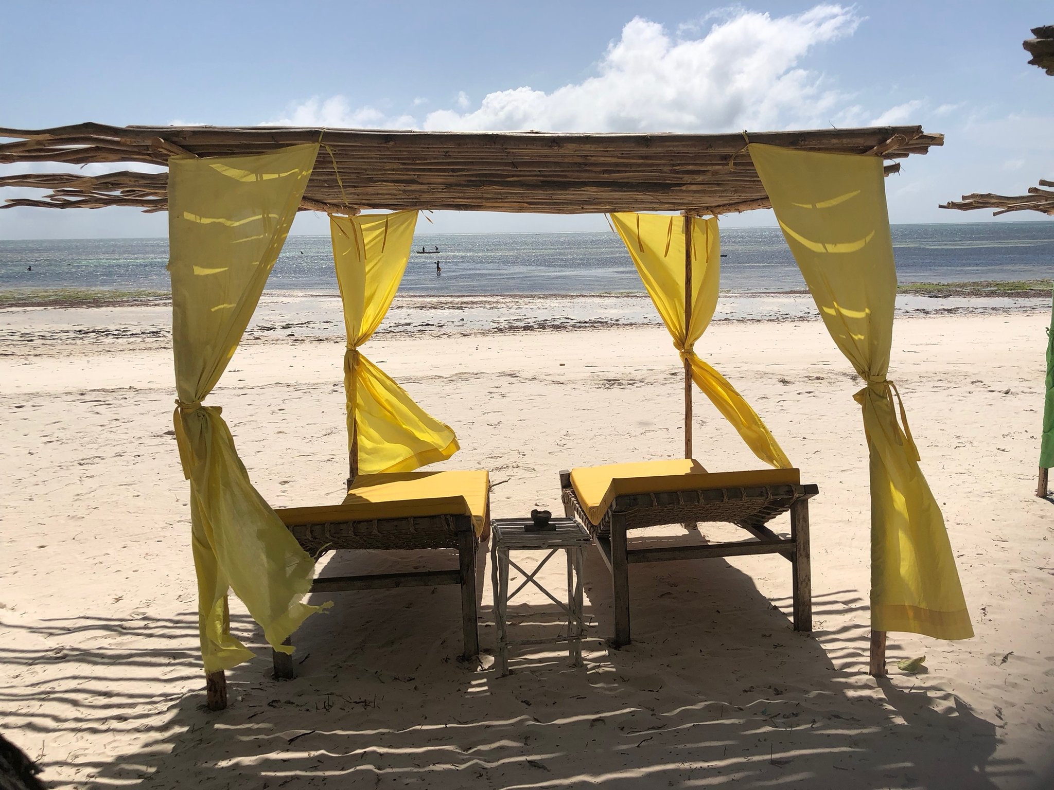 What to do on Watamu Beach - lay on the sunbeds - Alfajiri House & Fishing Kenya