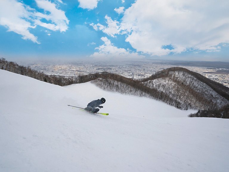 Moiwayama-ski-area.jpg
