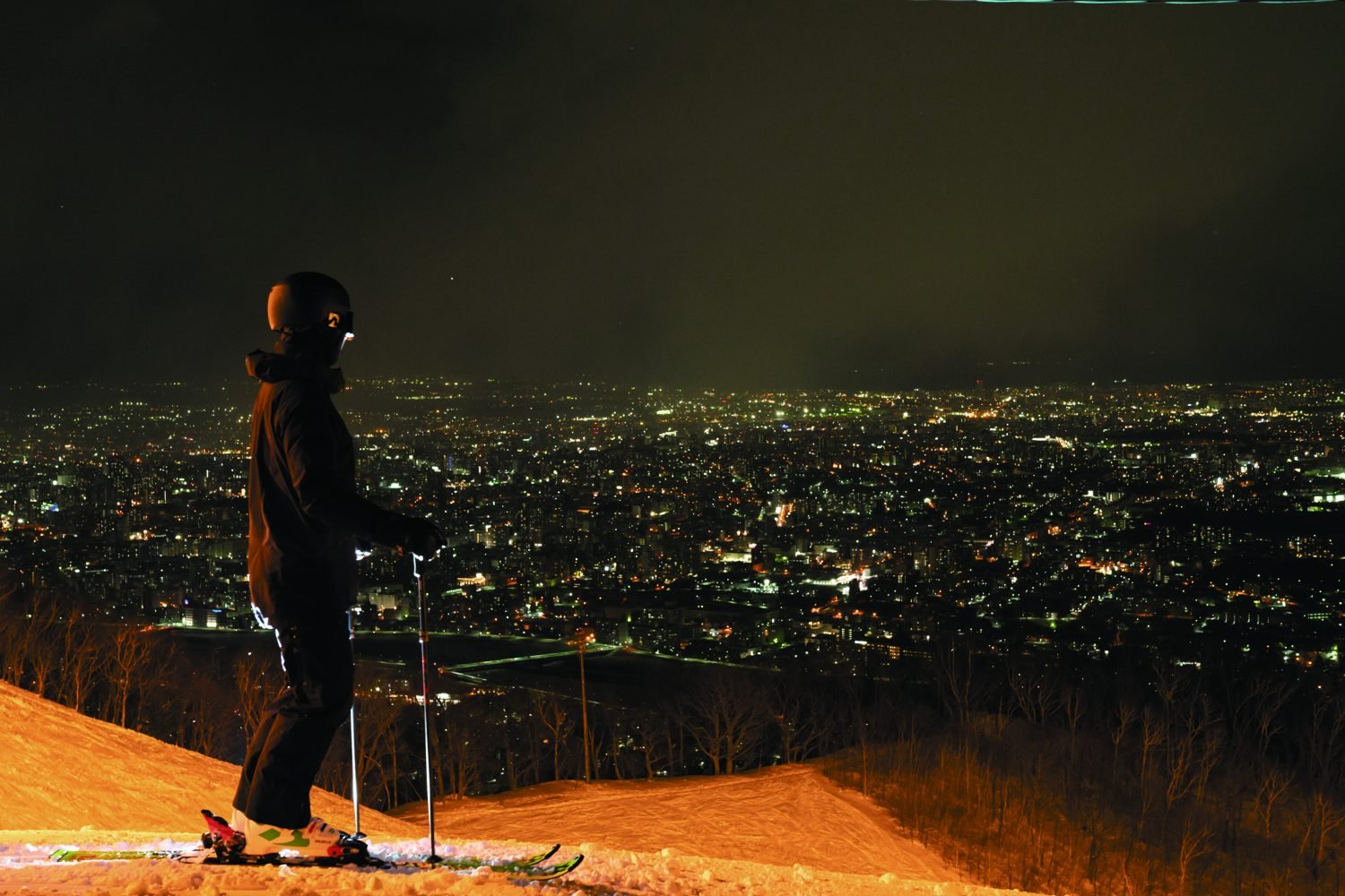Moiwayama-ski-area-night skiing.jpg