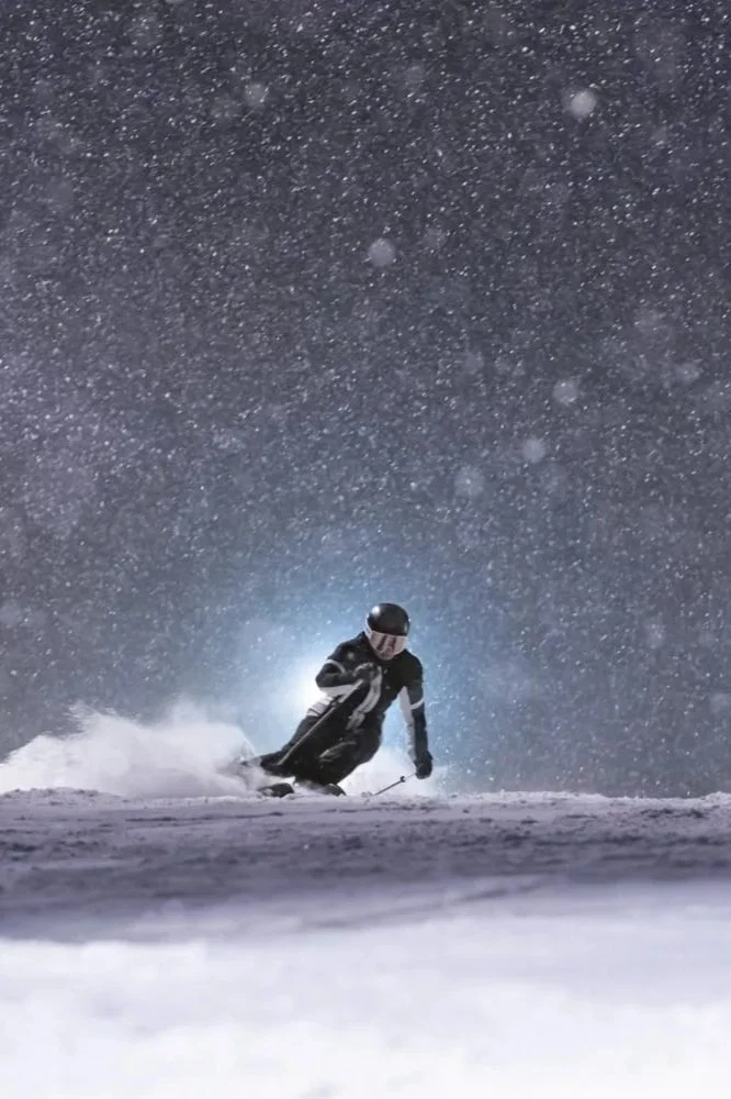 Moiwayama Night Skiing in the powder