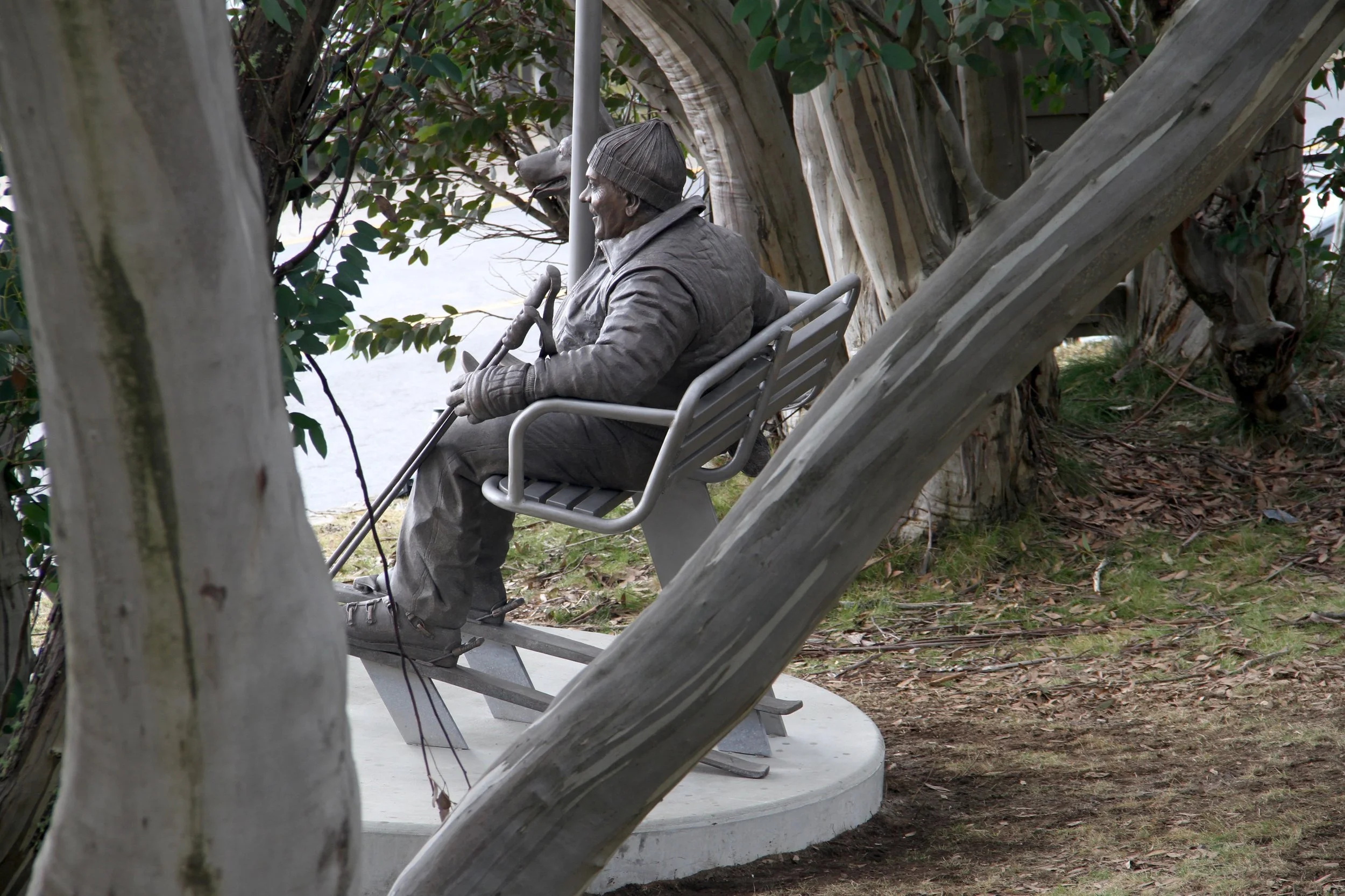 Meridian Sculpture_Hans Grimus & Captain_Image 1.jpeg