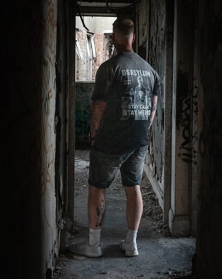 STAY CALM, STAY WEIRD T-SHIRT