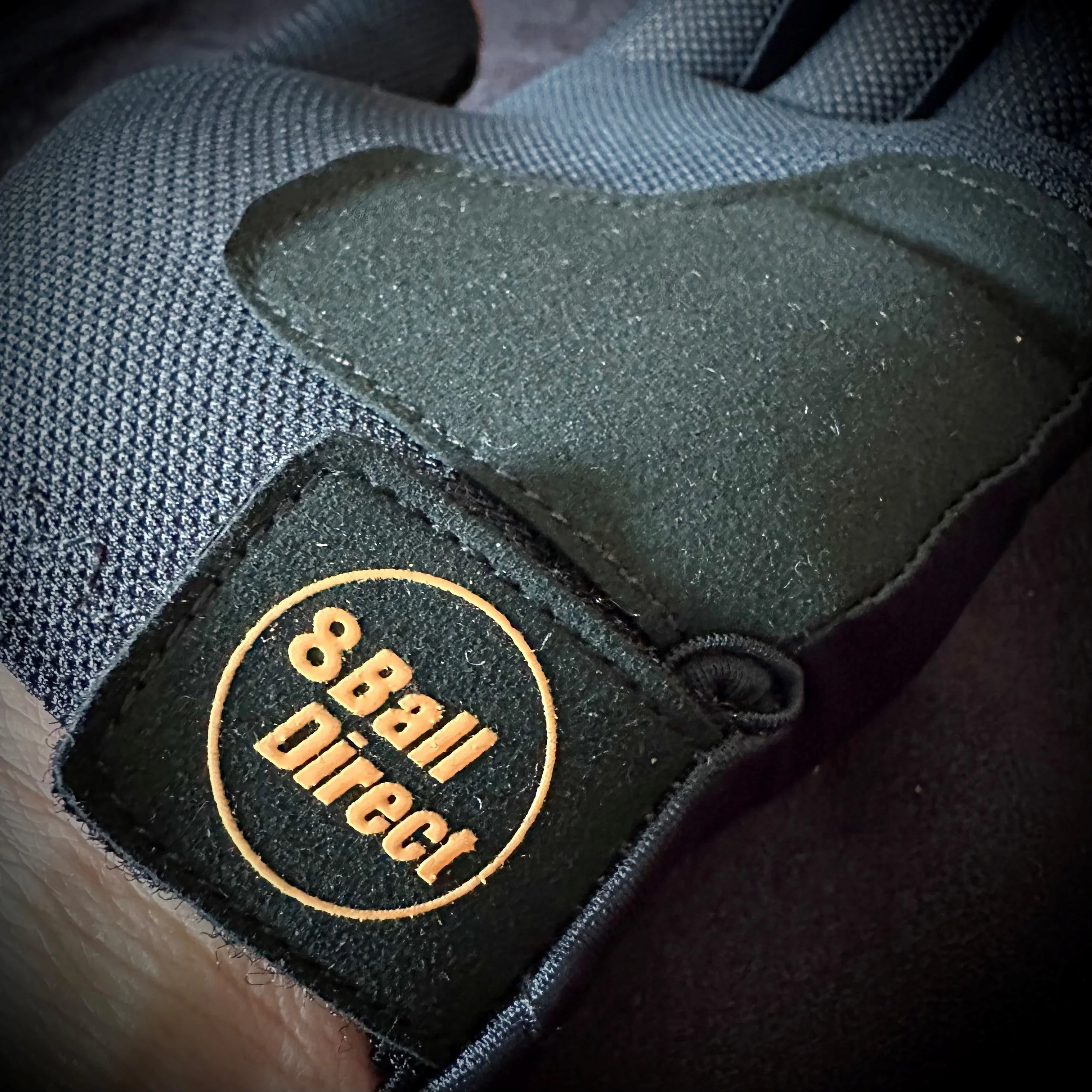 SLIX Billiard Glove 5.jpg