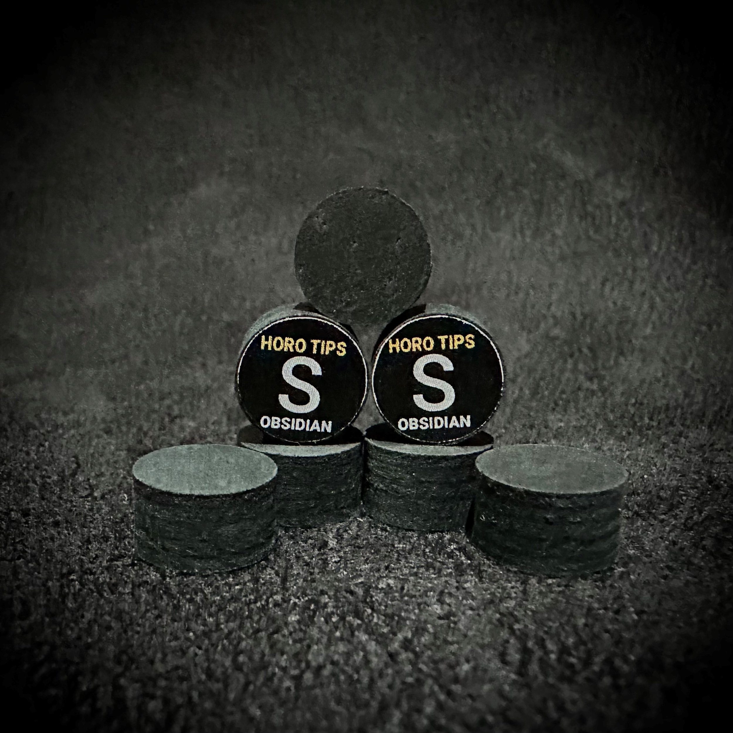HTOB-10 - HORO Obsidian (S) 10mm - Group.jpg