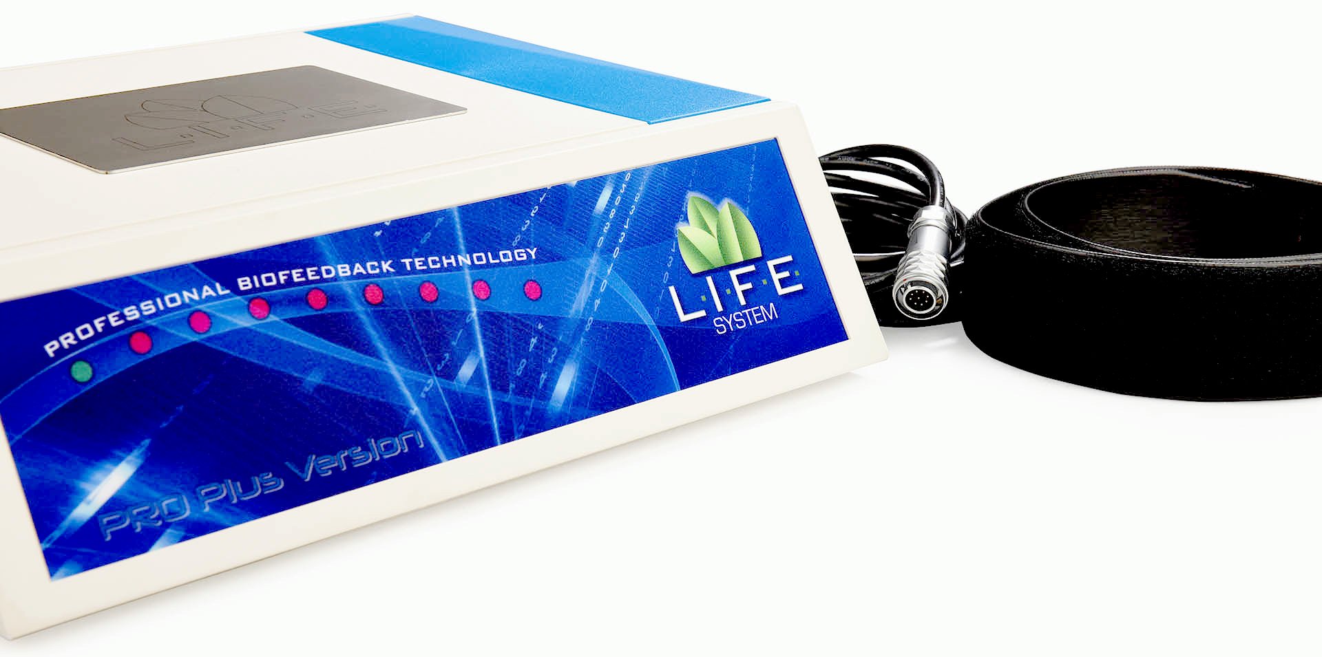 Medische apparatuur met een blauw en wit display, een zwarte riem en een connector met meerdere pinnen.