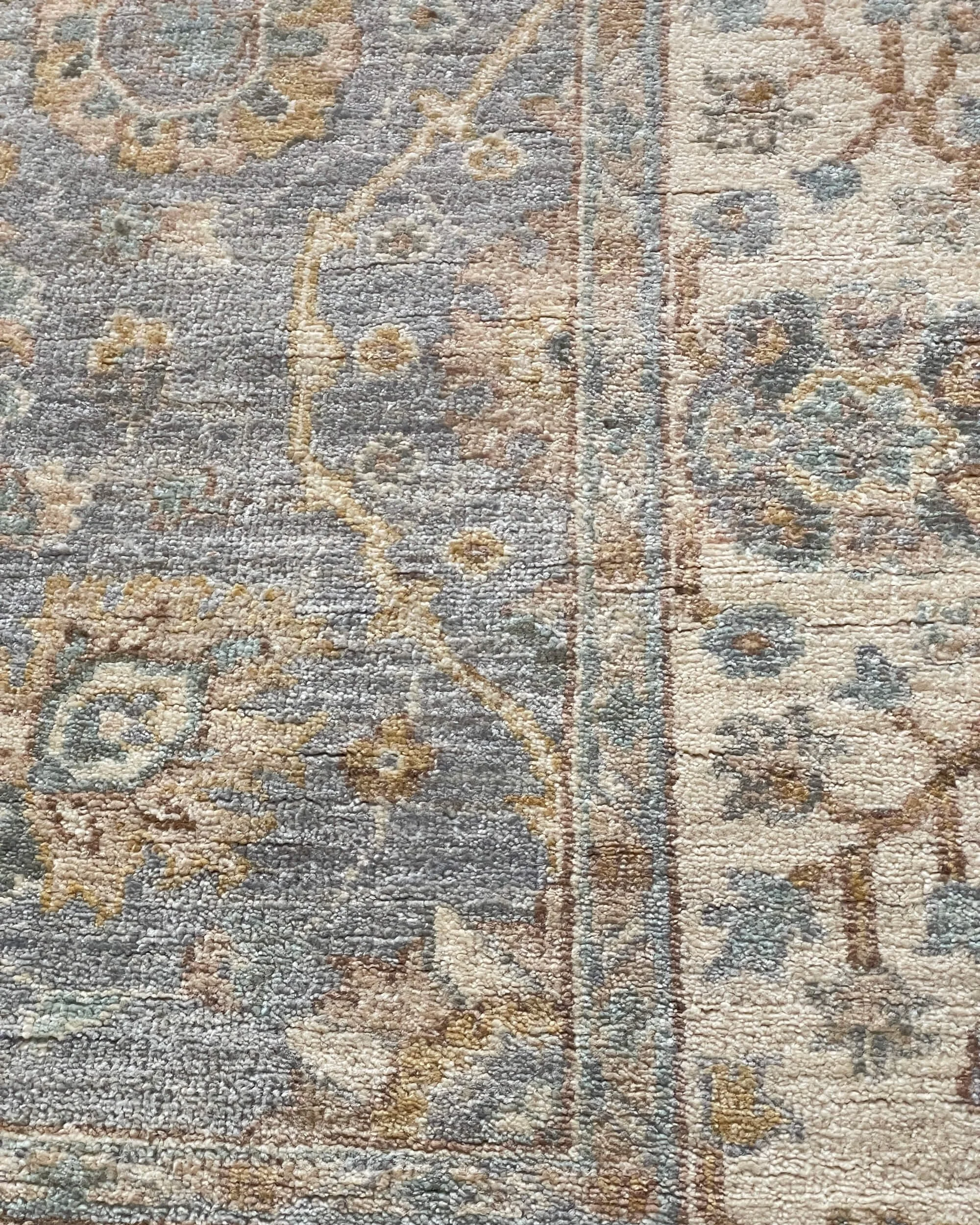 Afghan_wool_177x118_detail.jpg